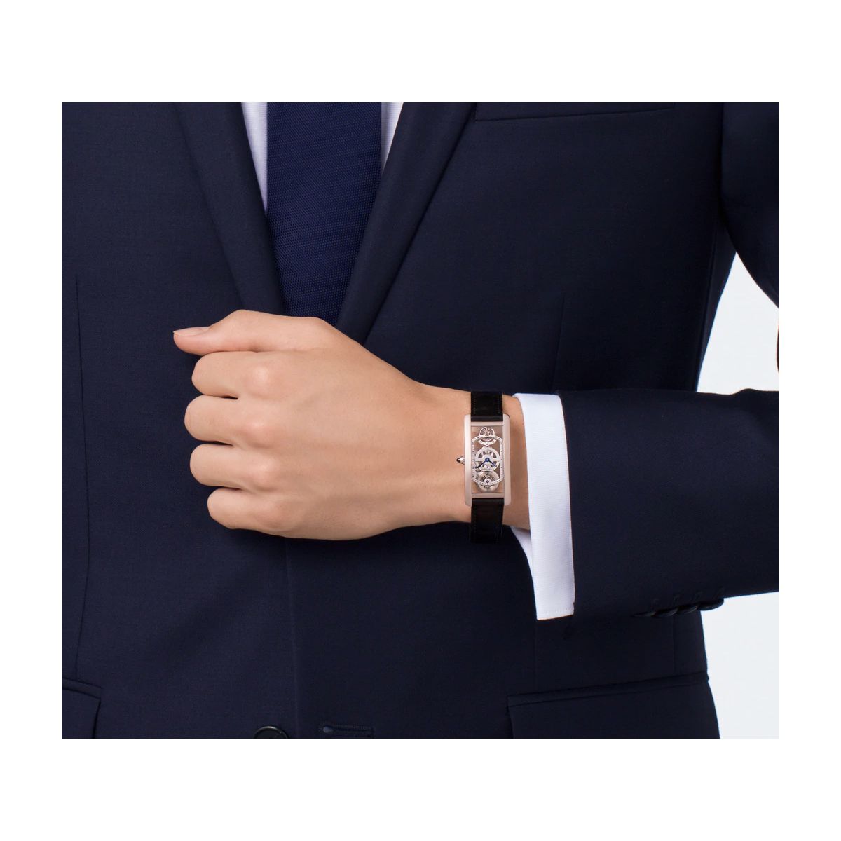 Cartier Tank Cintrée Medium Model Manual Platinum