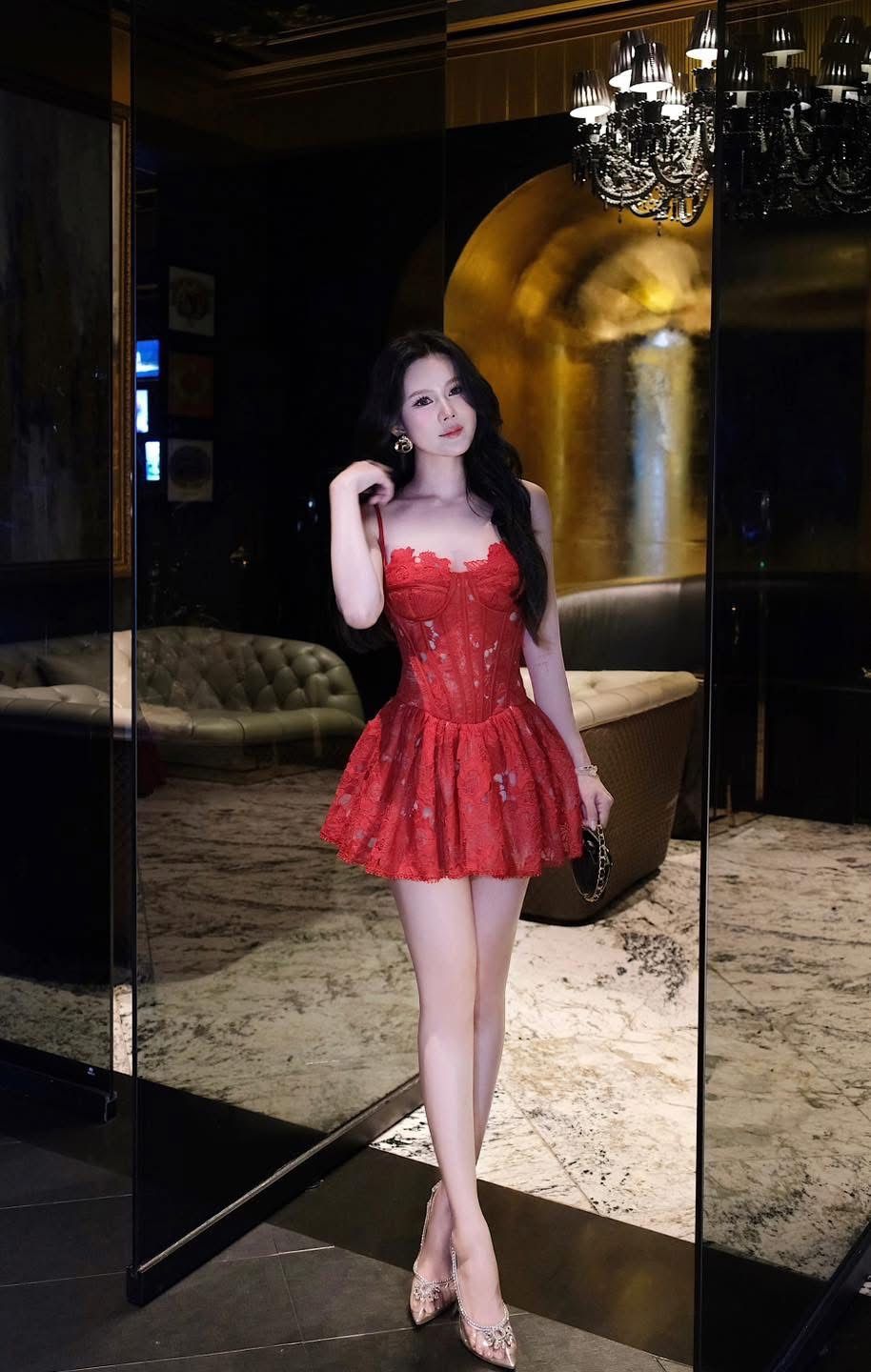 Đầm 2S Ren Nền Hoa