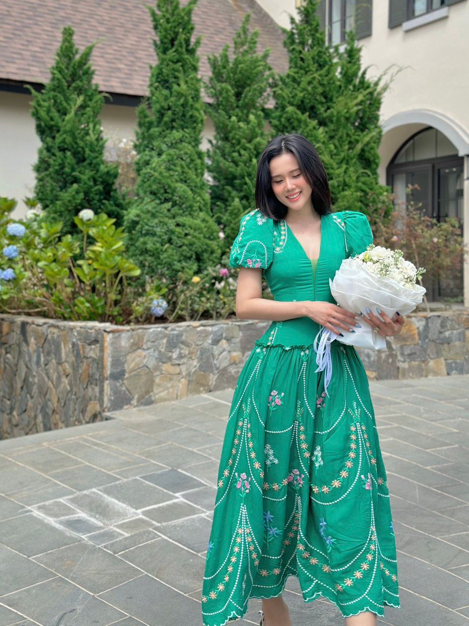 Maxi Tay Phồng Cổ V
