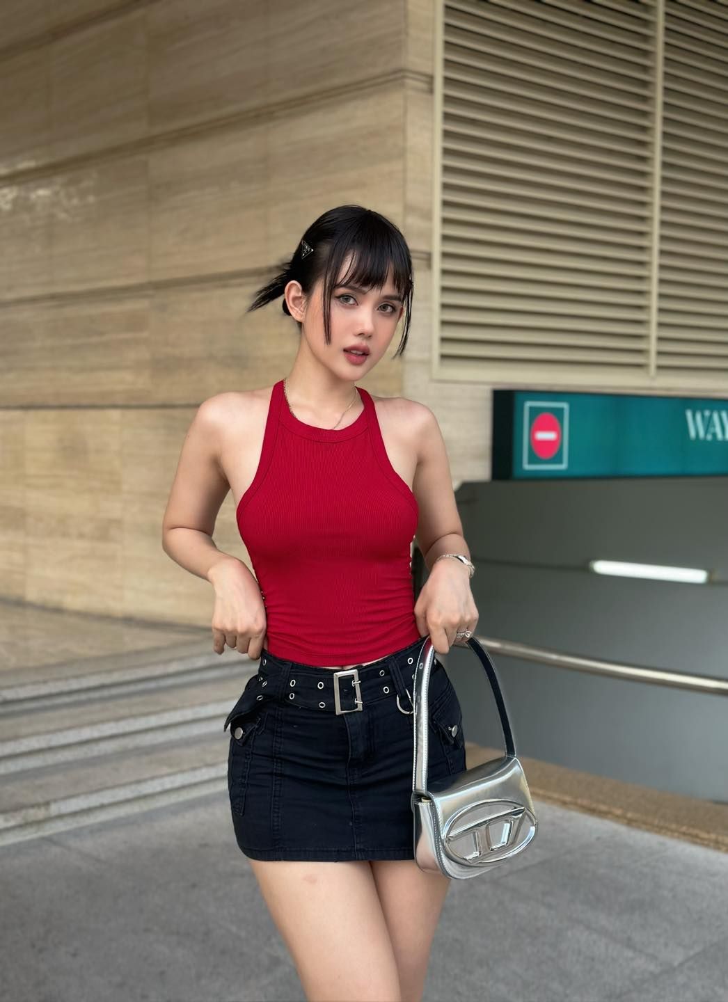 Chân Váy Bò Kèm Nịt