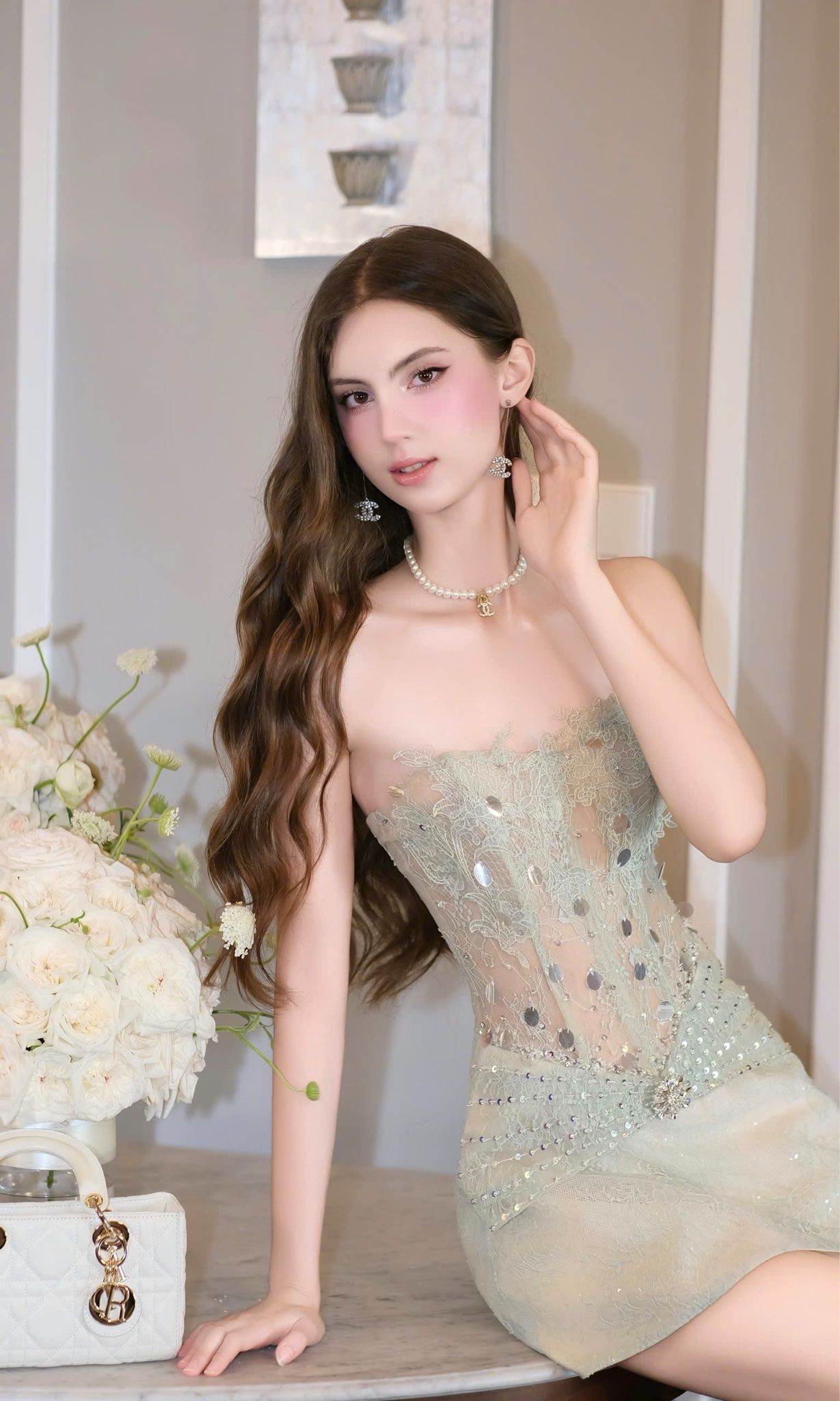 Đầm Cup Kết Châu Kèm Charm