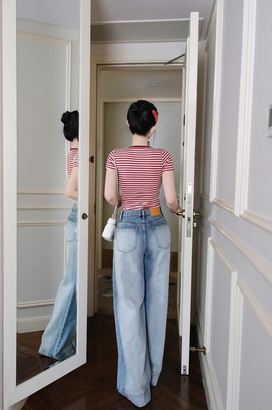 Áo Thun Sọc Cổ Tròn