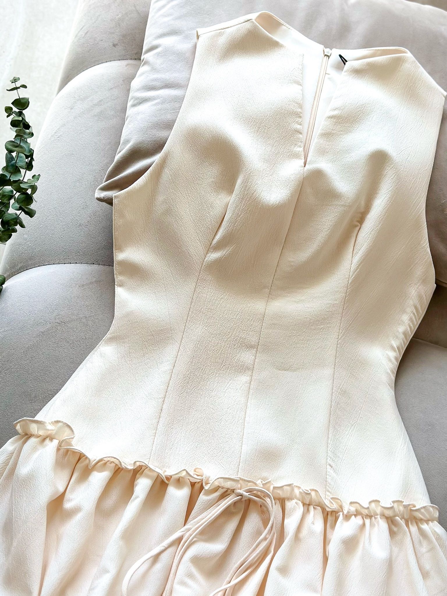Đầm Ngắn Decollete Pump