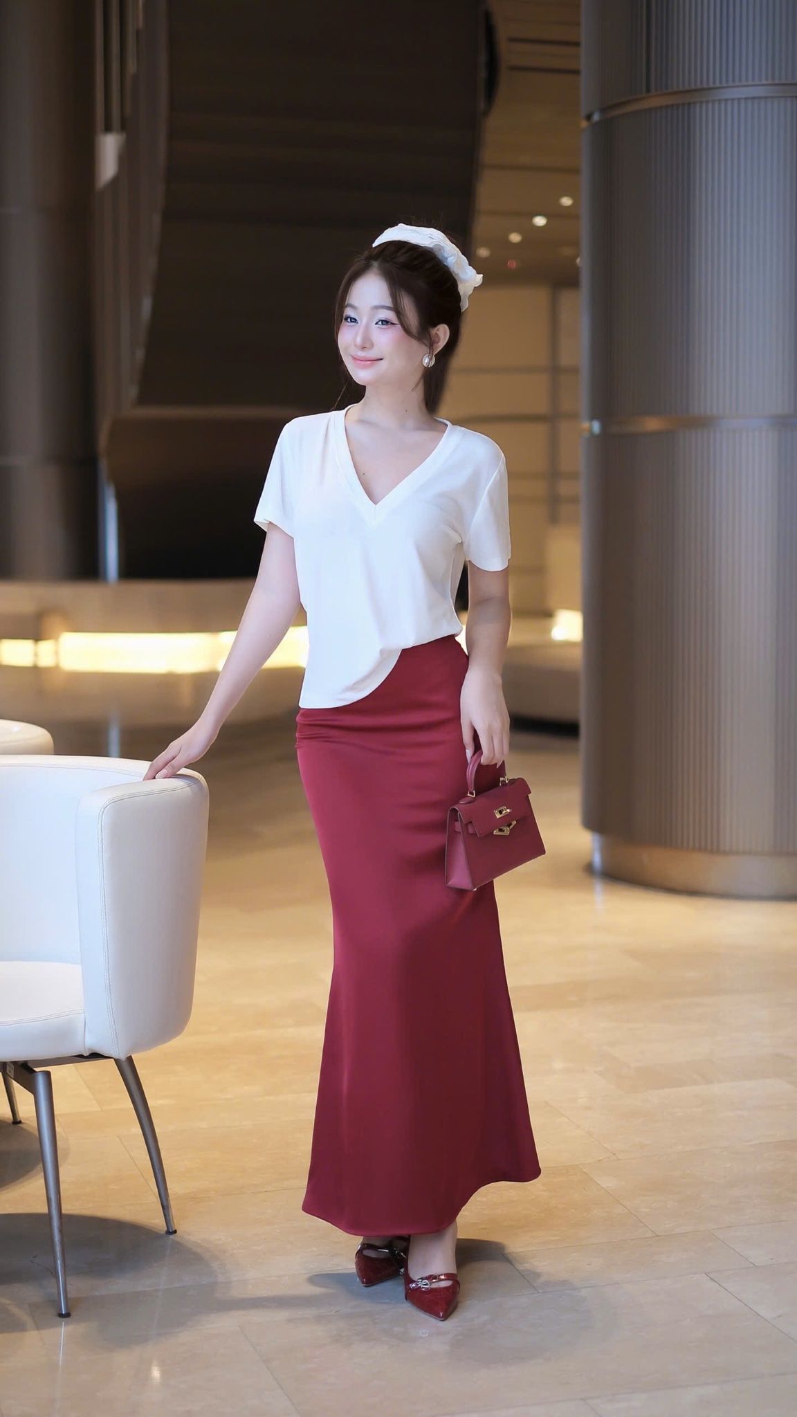 Áo Thun Tay Cộc Cổ V