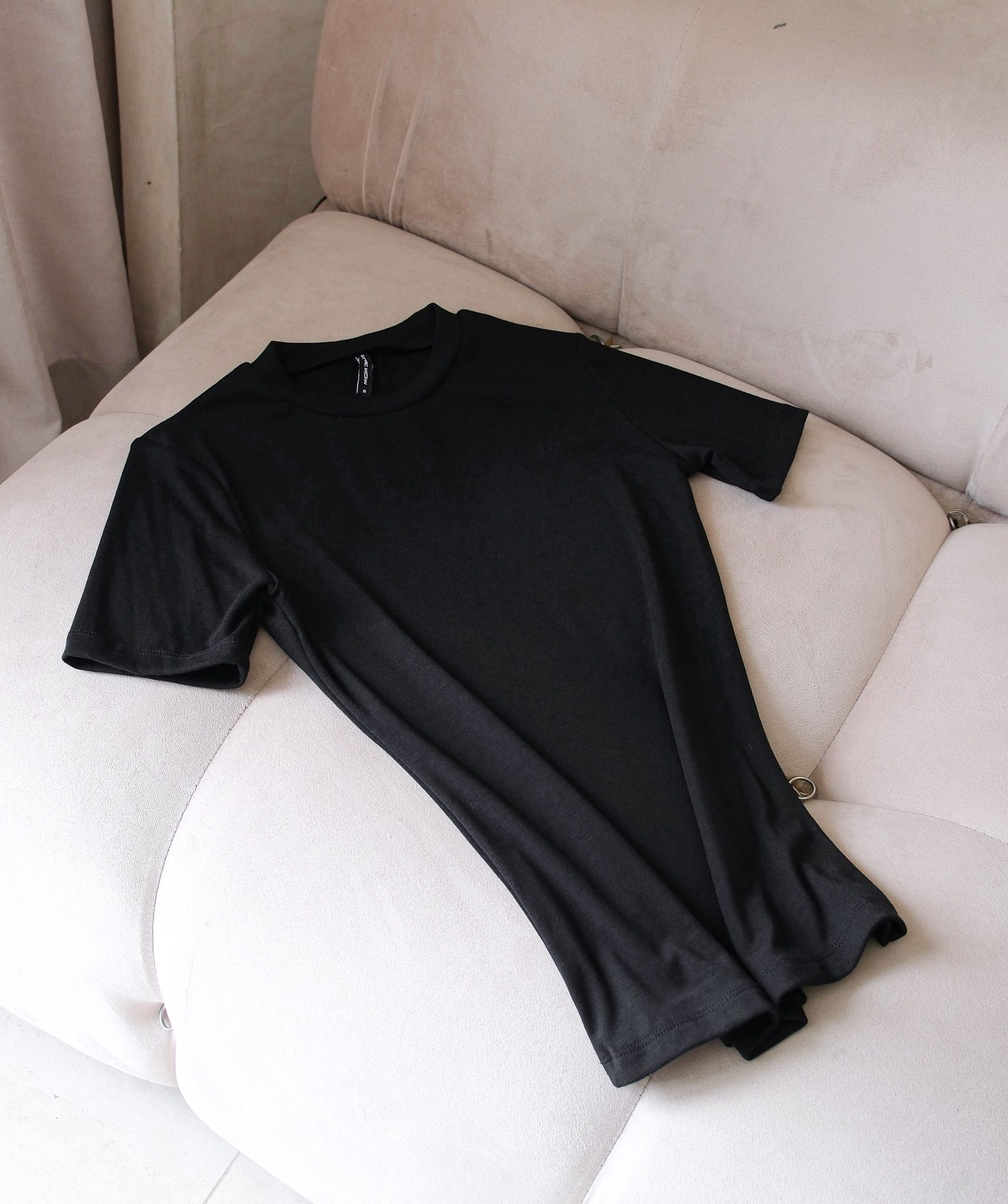 Áo Cổ Tròn Thun Trơn