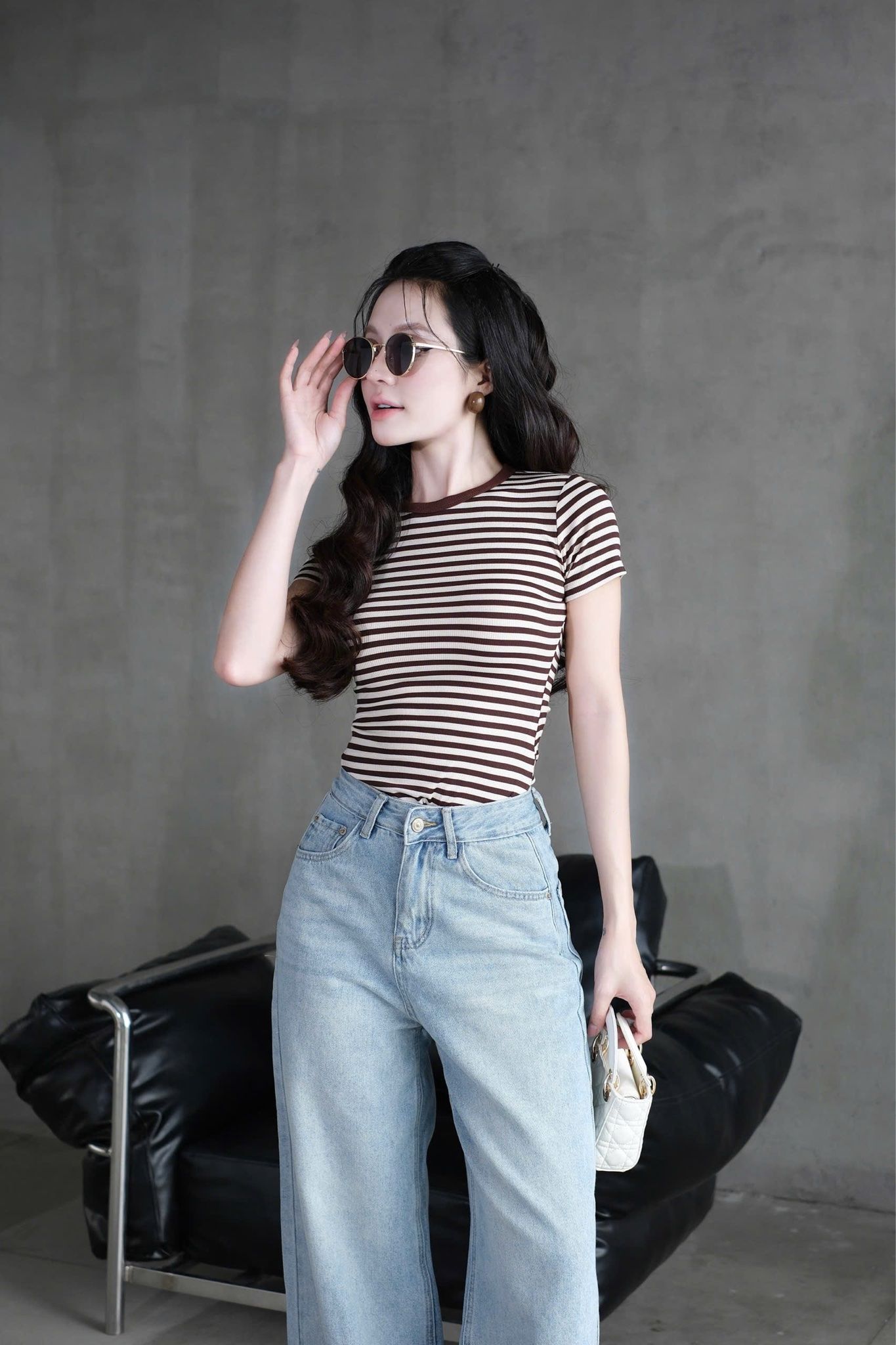 Quần Jean Ống Rộng Kèm Nịt