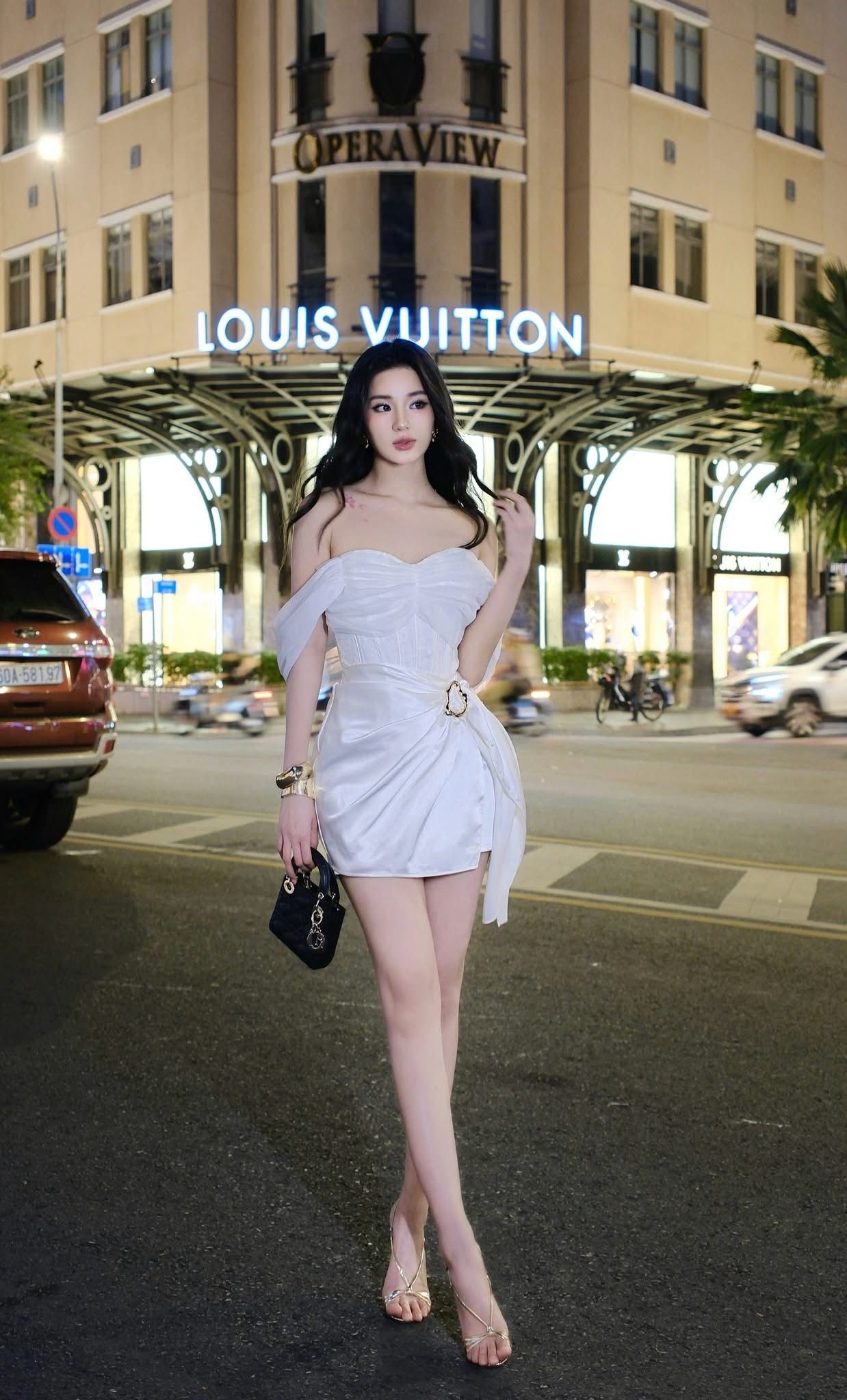 Đầm Lưới Bẹt Vai Phối Lụa