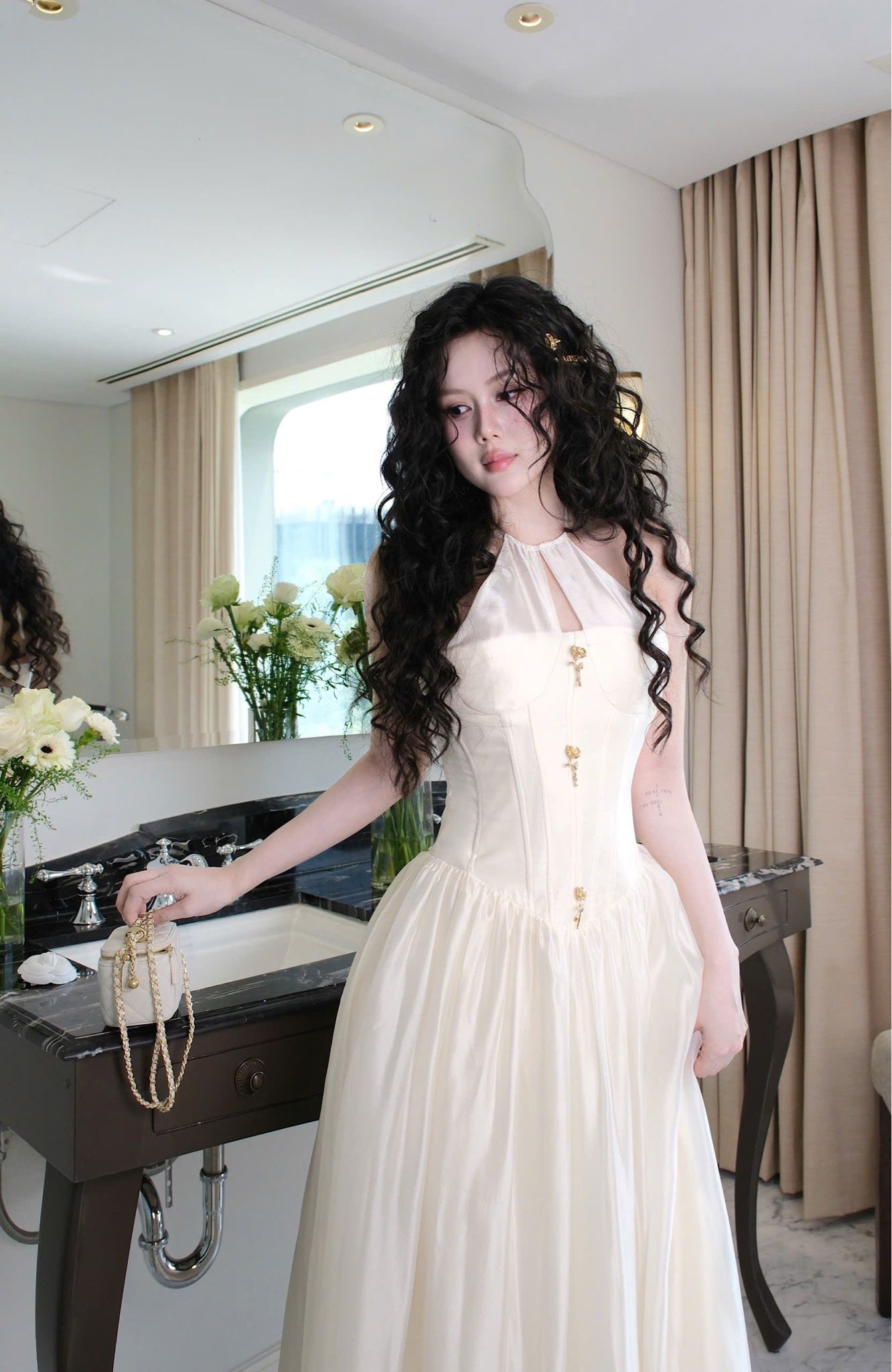 Maxi Voan Yếm Kèm Charm