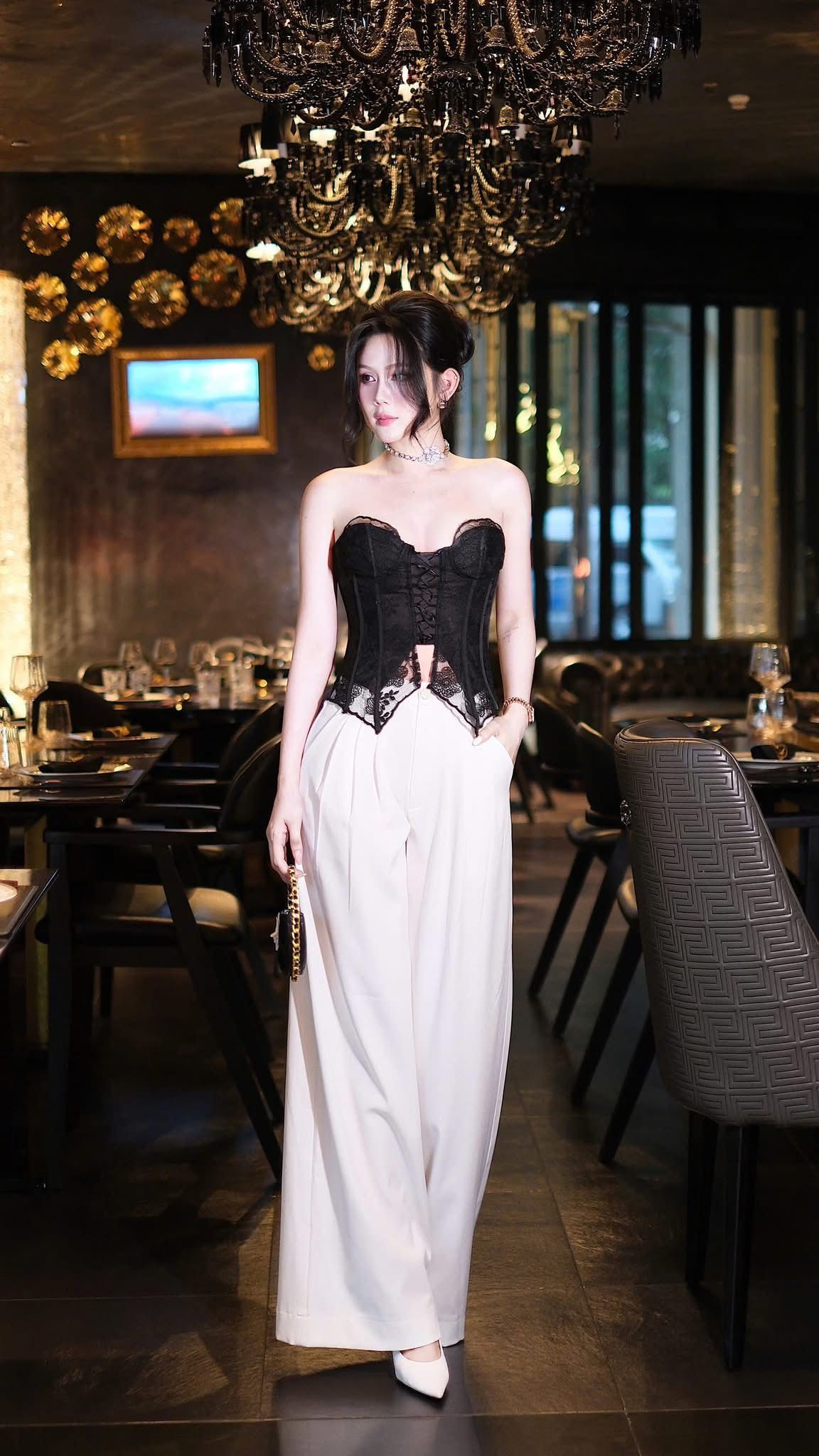 Áo Cup Đan Dây Tà Nhọn