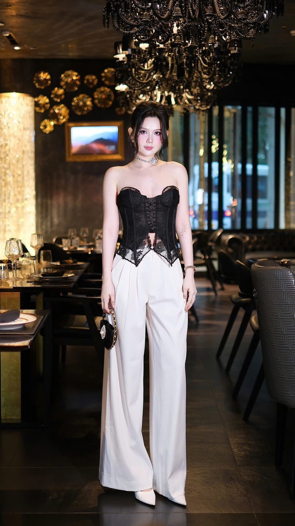 Áo Cup Đan Dây Tà Nhọn
