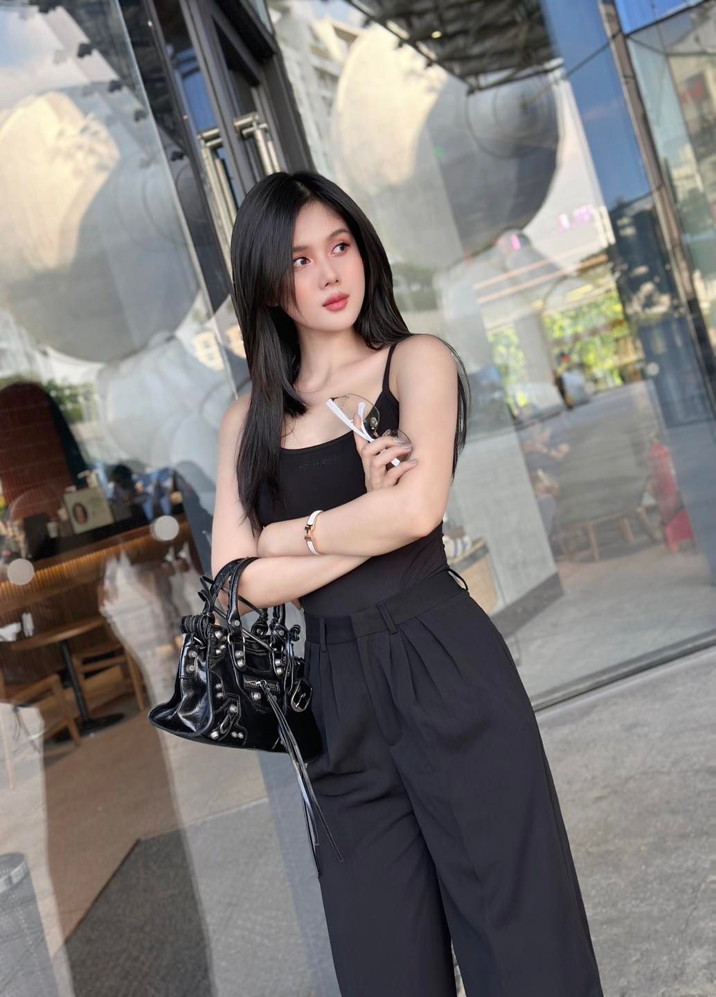 Set Quần Ống Rộng + Áo Bodysuit