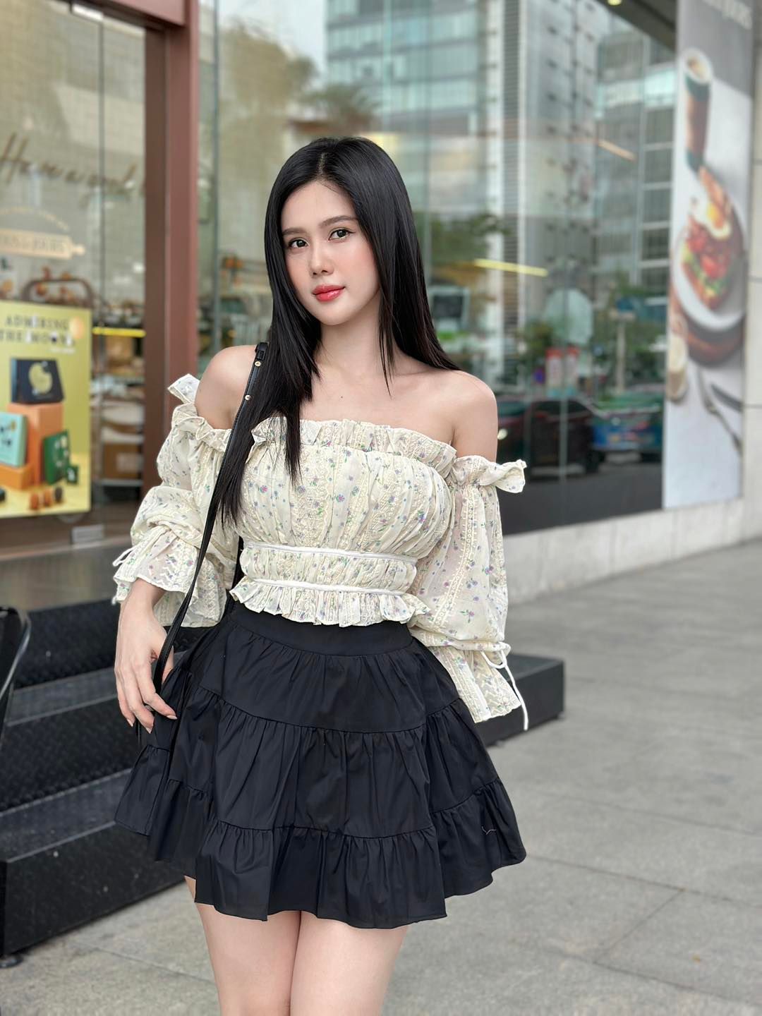 Áo Nền Hoa Bèo Tay Dài
