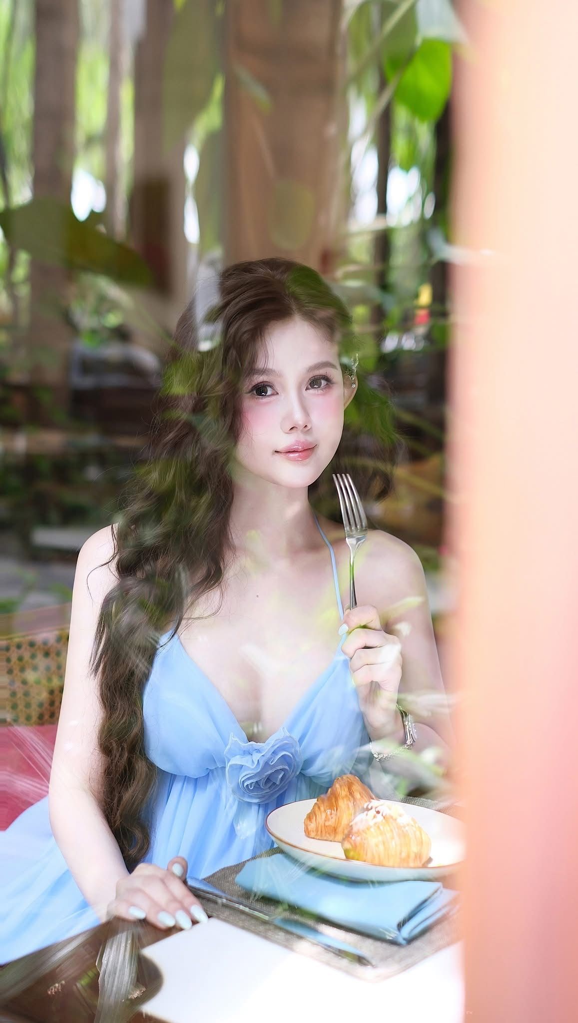 Đầm Voan Đan Dây Kèm Hoa