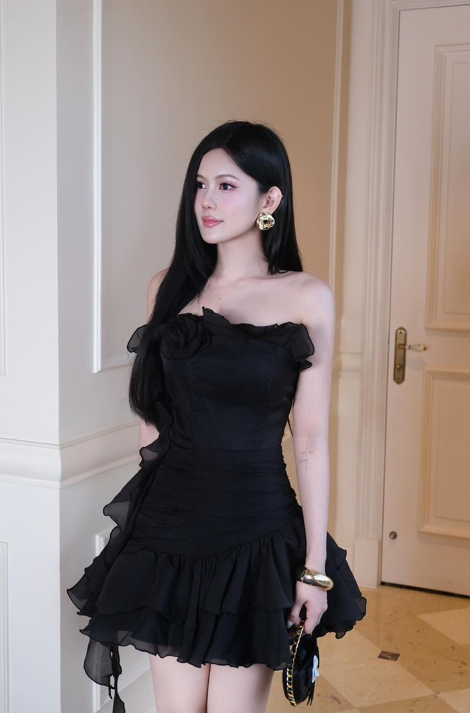 Đầm Ống Voan Bèo Đính Bông
