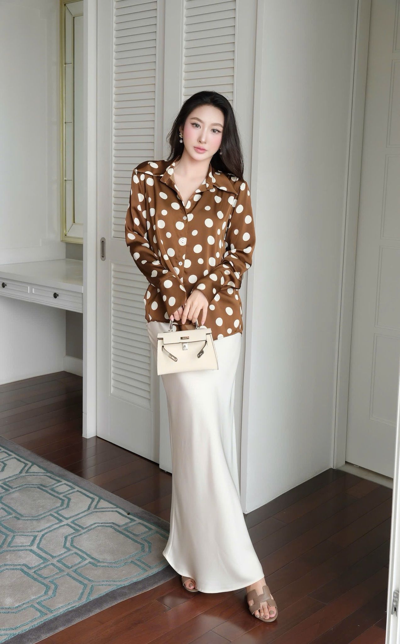Áo SM Chấm Bi To