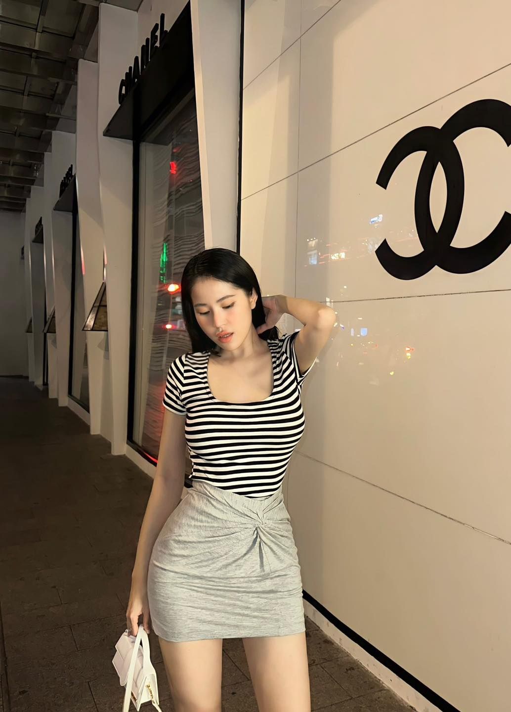 Áo Cổ U