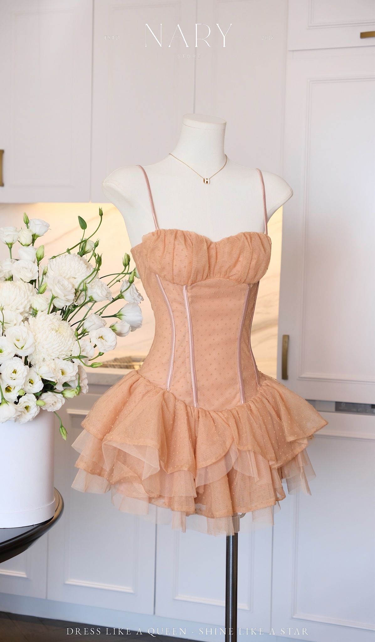 Đầm Lưới Chấm Bi Xòe Tầng