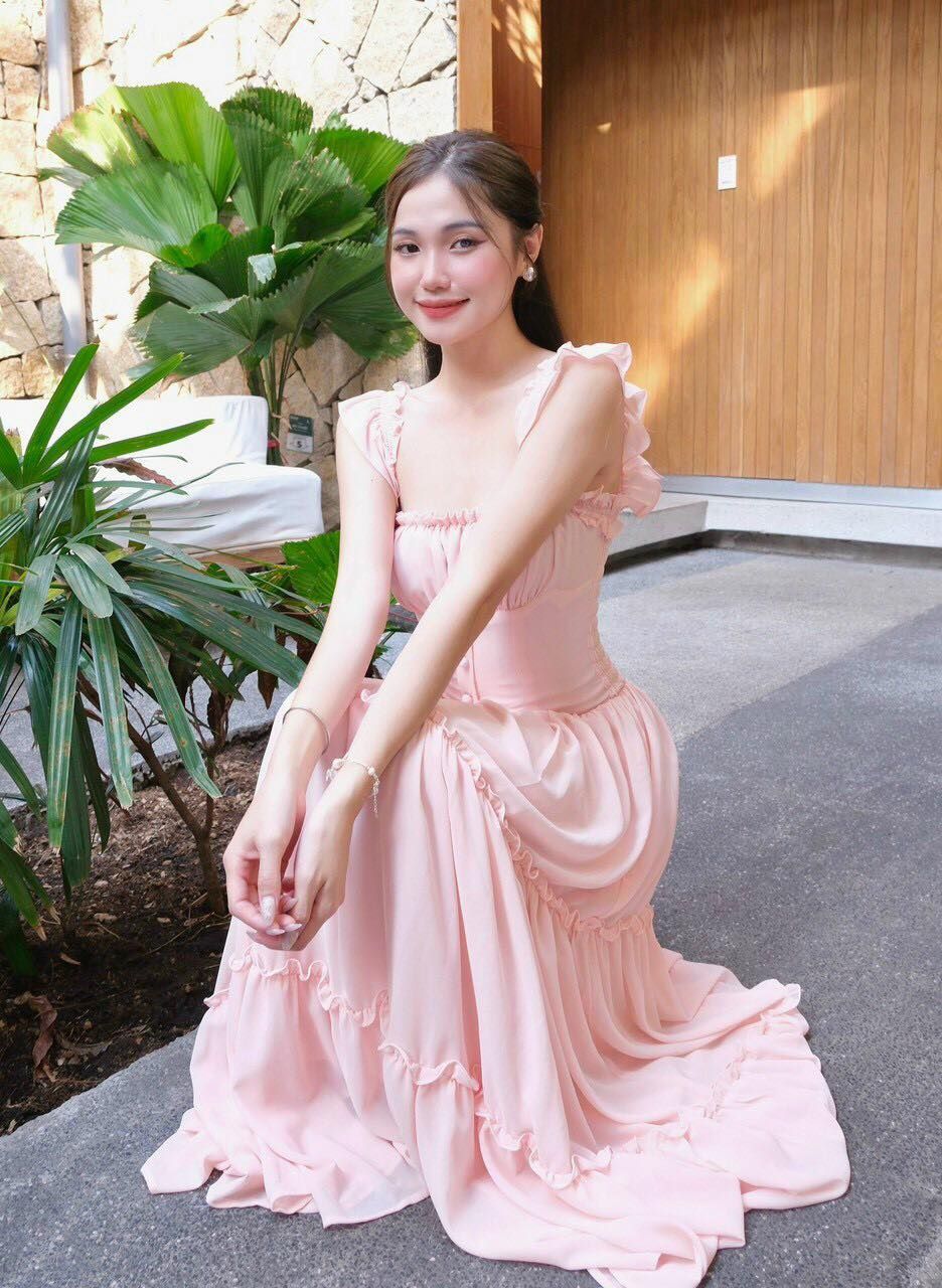 Maxi Voan Tầng Nút Bọc