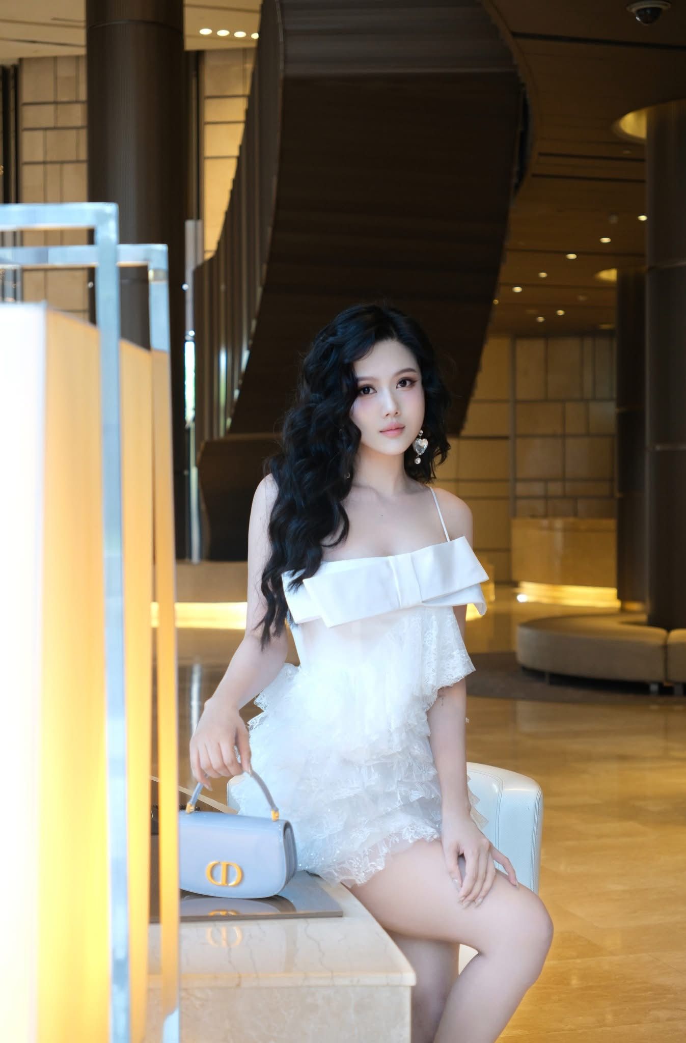 Đầm Tầng Xéo Đính Nơ
