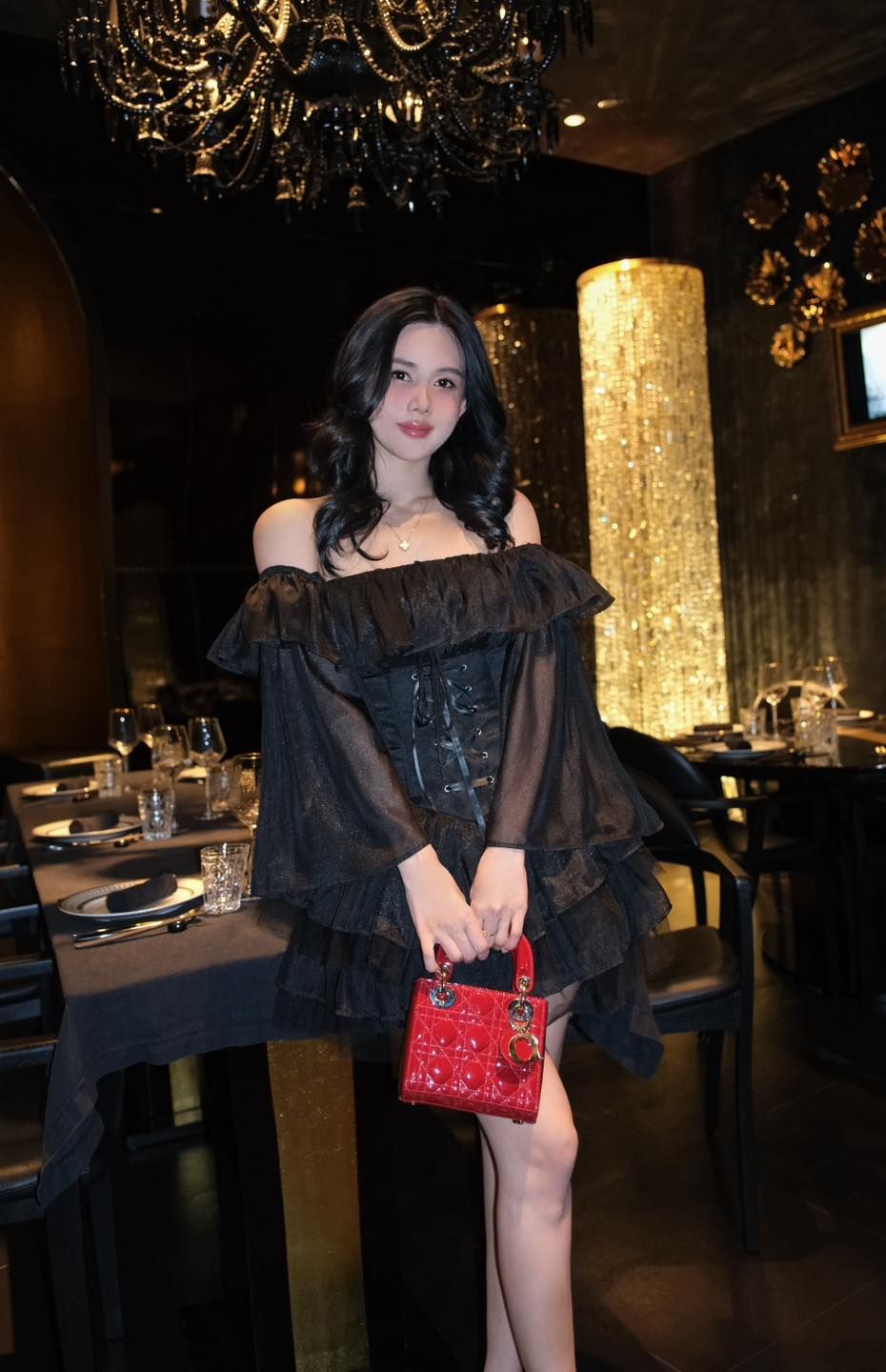 Đầm Xòe Bèo Bẹt Vai Đan Dây