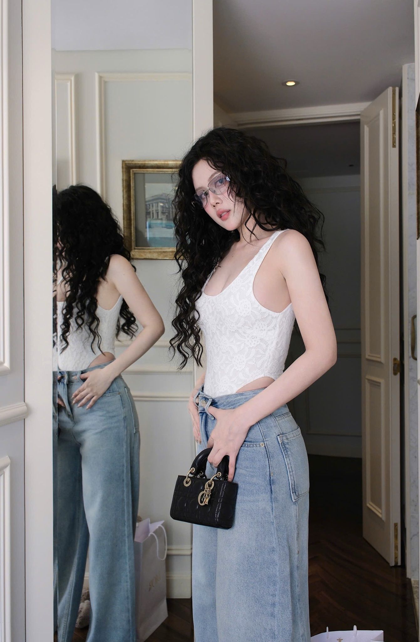 Áo Bodysuit Ren Thêu Hoa