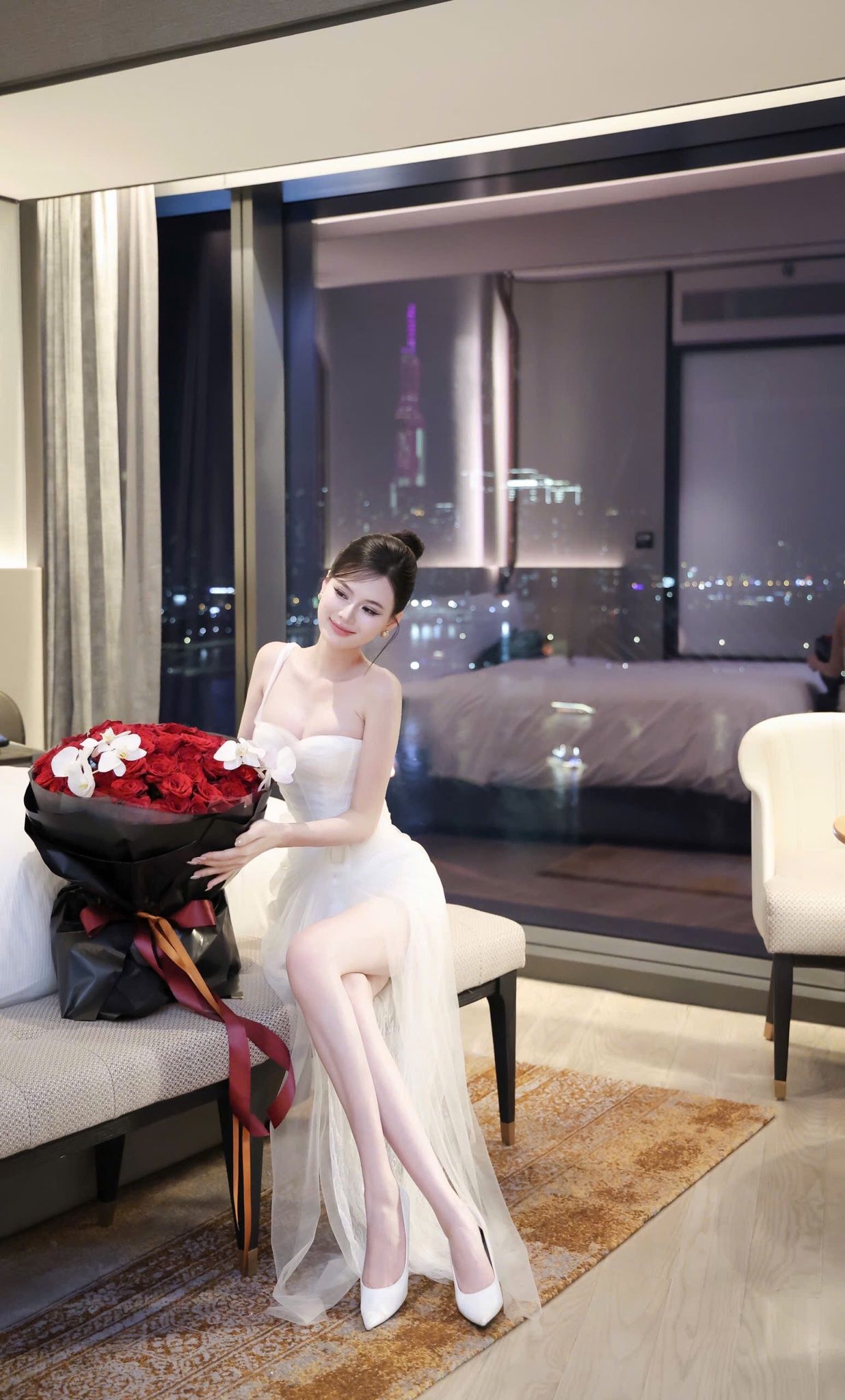 Đầm Ren Lưới Cúp Ngực 1 Vai