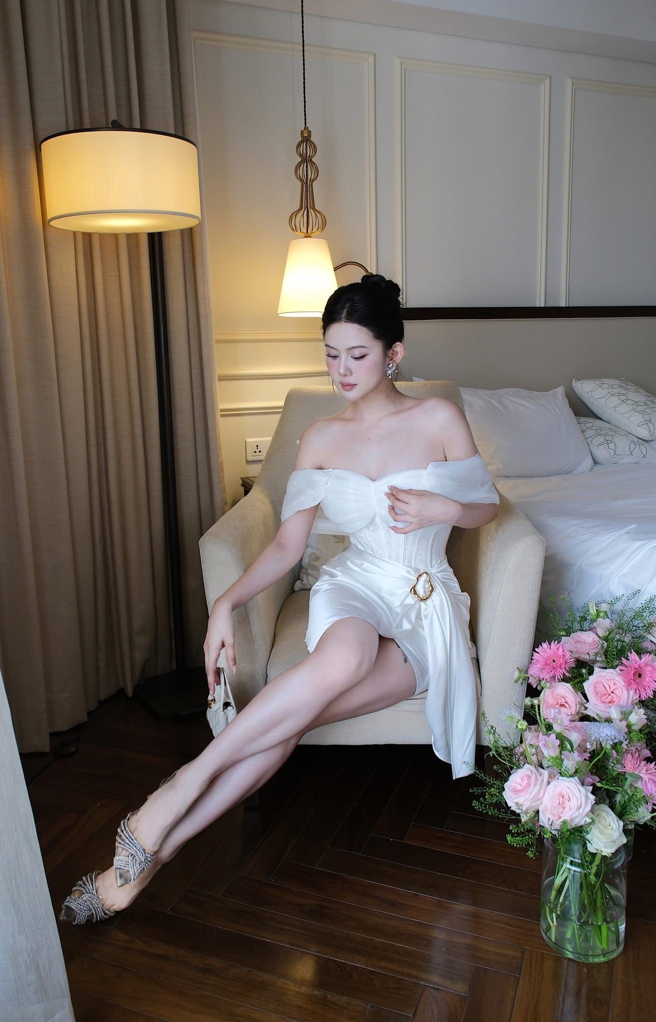 Đầm Lưới Bẹt Vai Phối Lụa