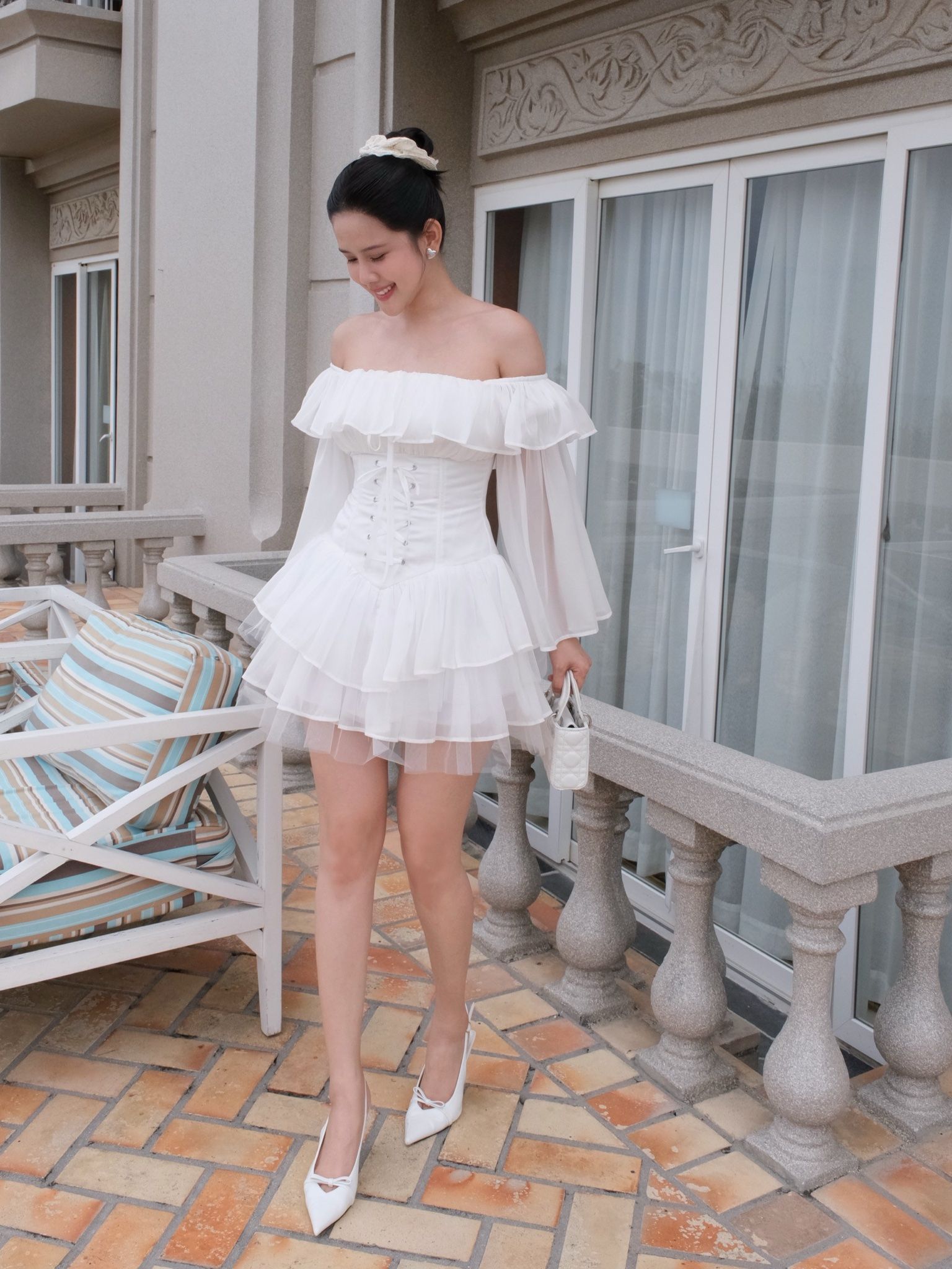 Đầm Xòe Bèo Bẹt Vai Đan Dây