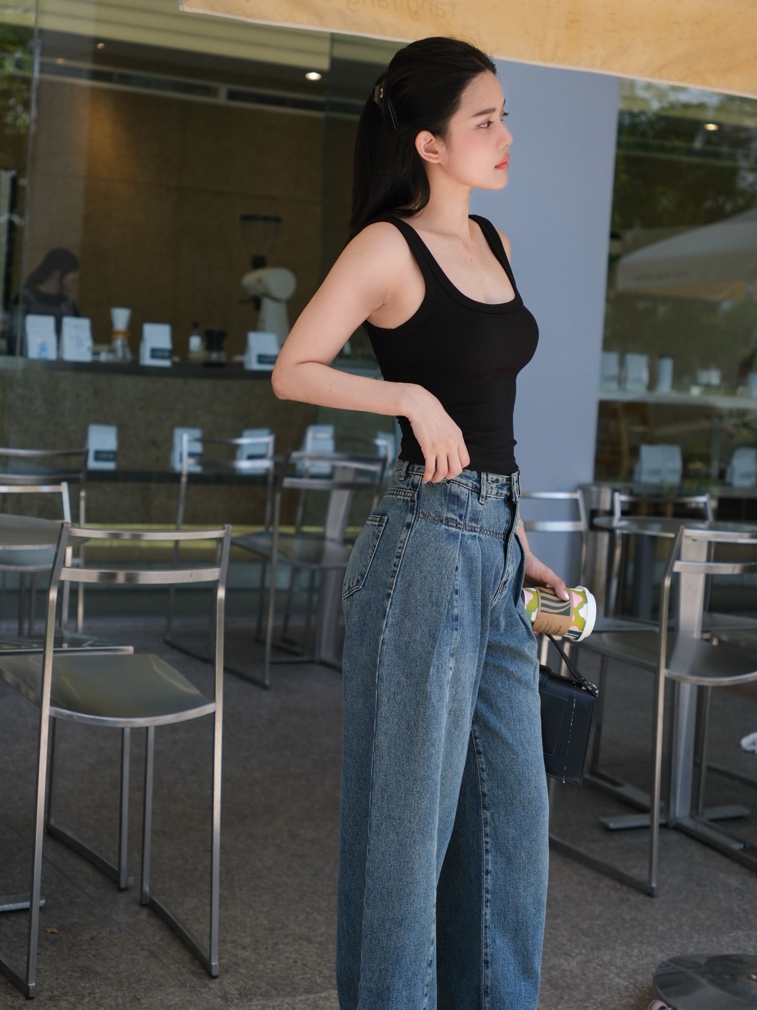 Áo Thun Gân 2s Cổ U