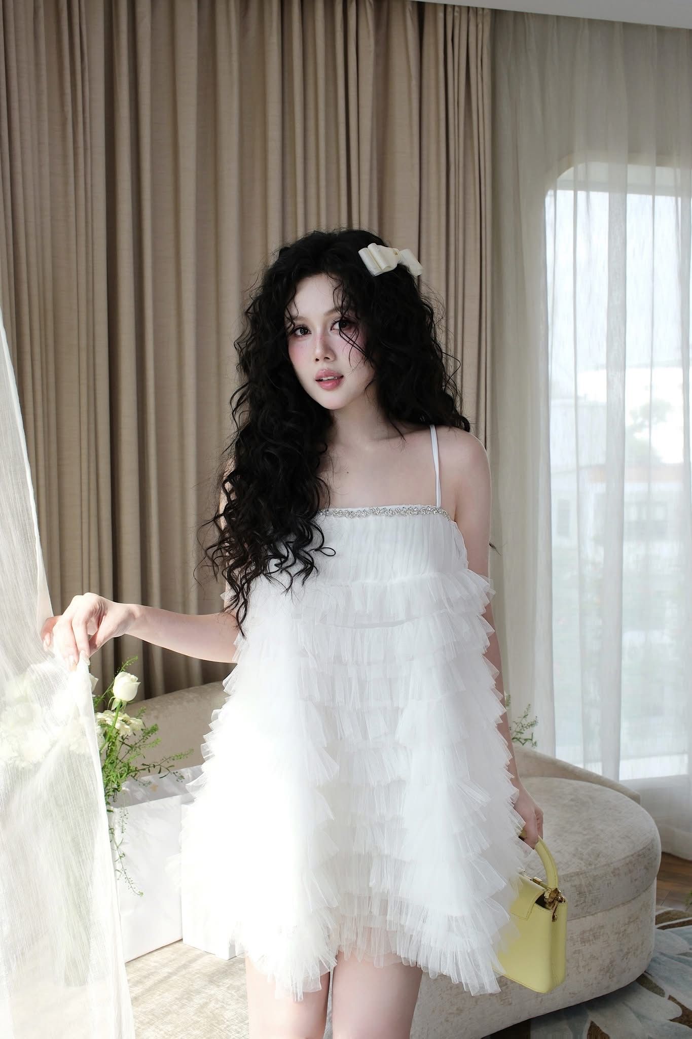 Đầm Babydoll Tầng Viền Đá