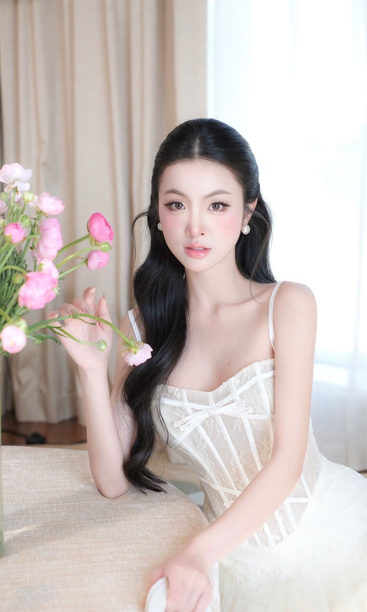 Đầm Lưới Ren Kết Nơ