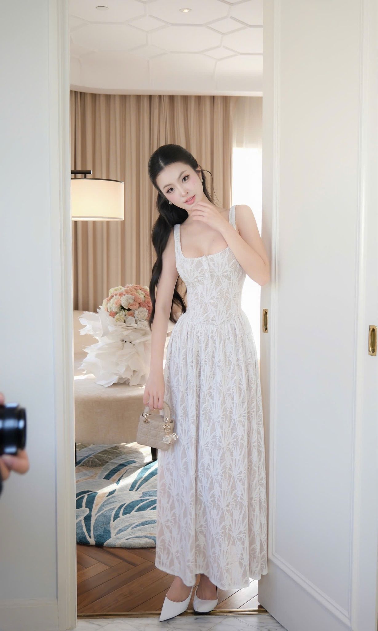 Đầm Thun Ren 3 Nút