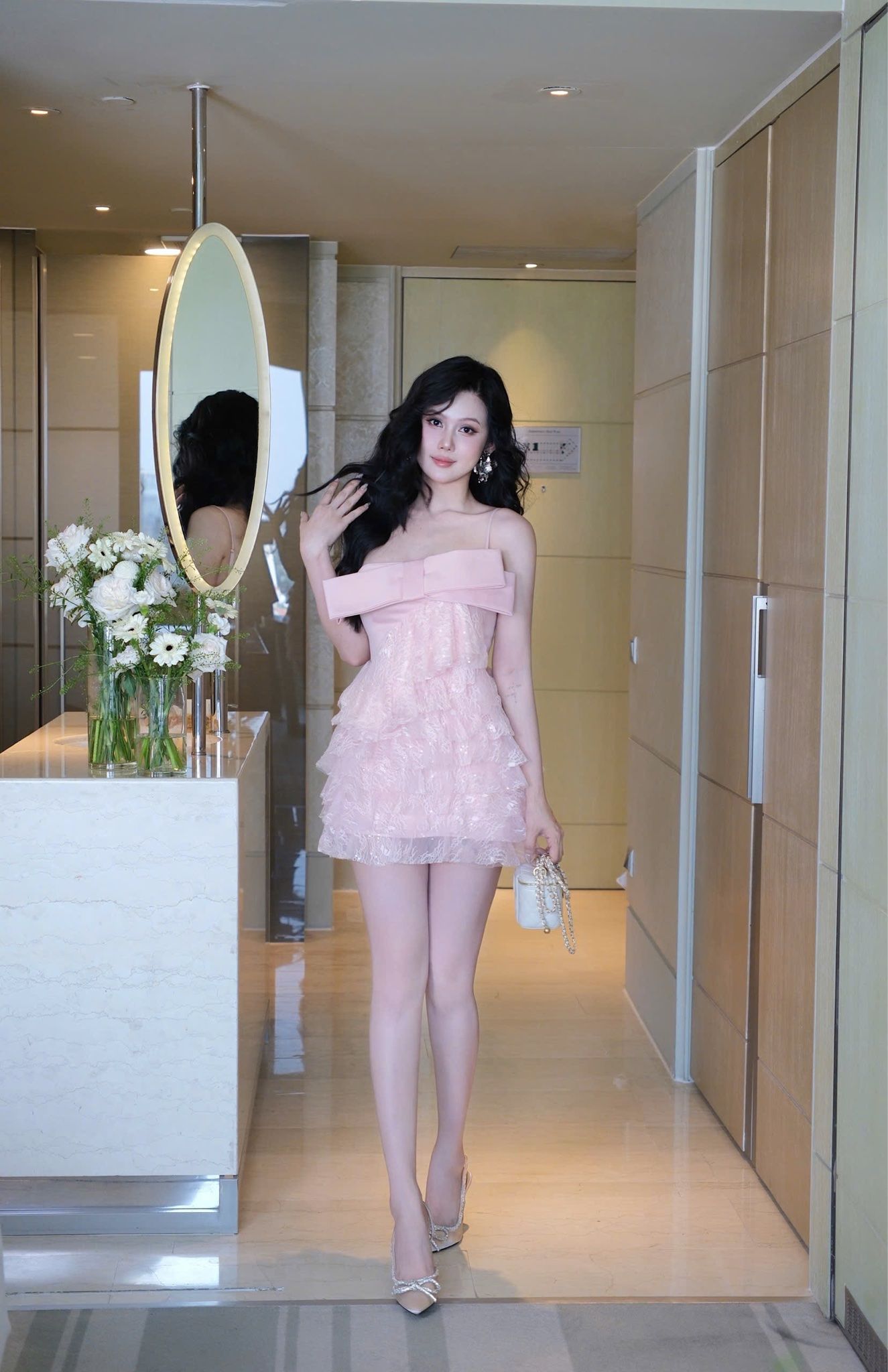Đầm Tầng Xéo Đính Nơ