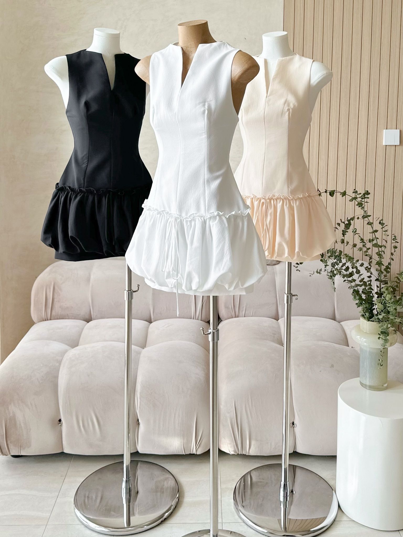 Đầm Ngắn Decollete Pump