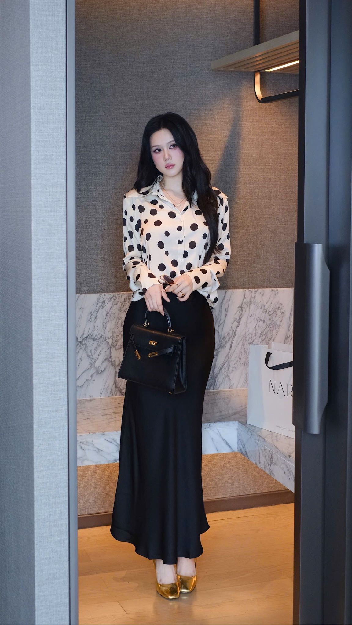 Áo SM Chấm Bi To