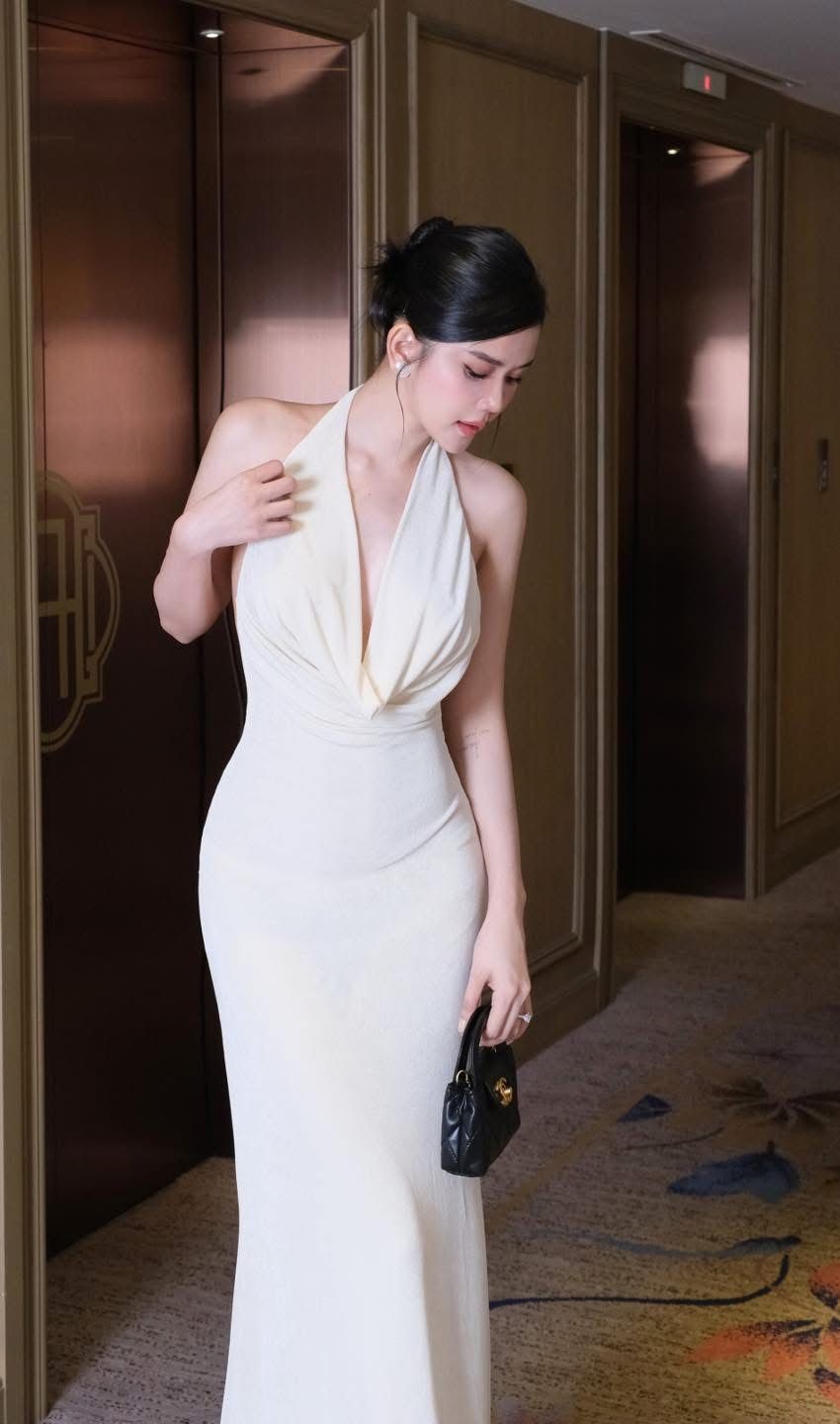Đầm Nhũ Cỗ Đỗ Nhúng Sau