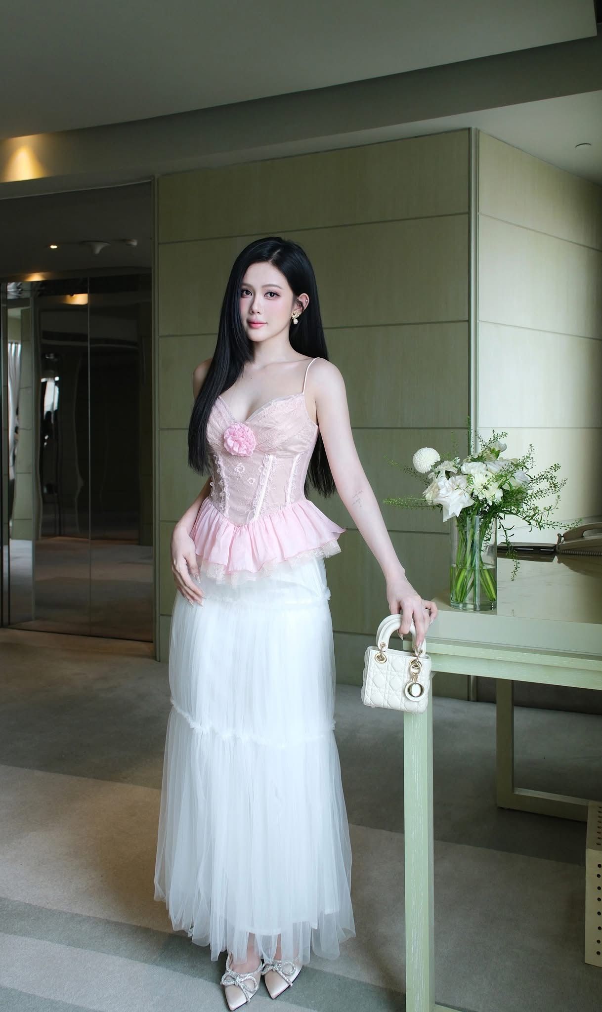 Áo Ren Phối Voan Đính Hoa
