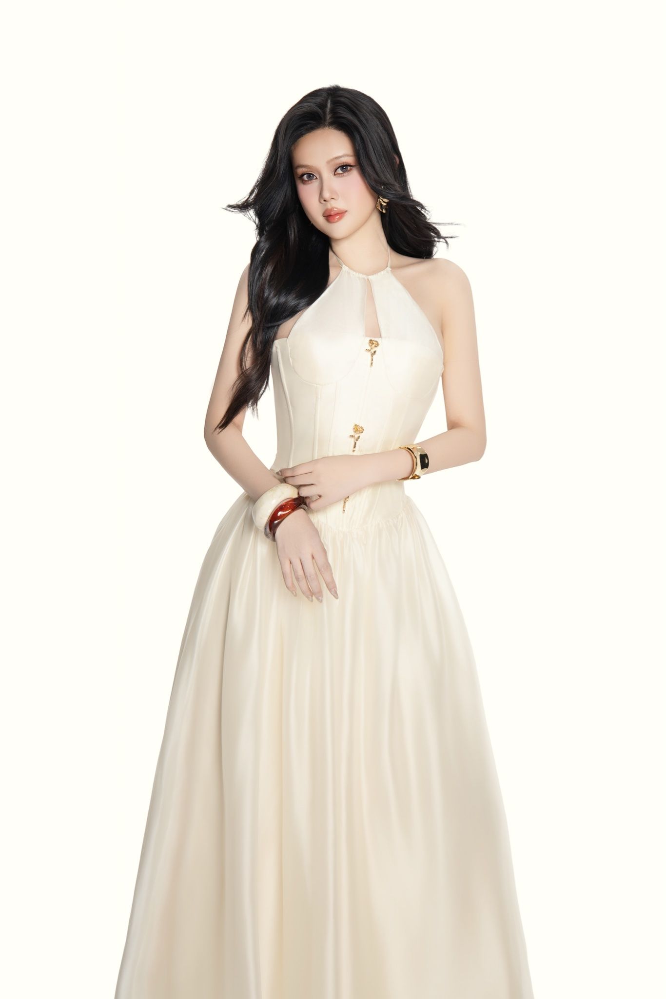 Maxi Voan Yếm Kèm Charm