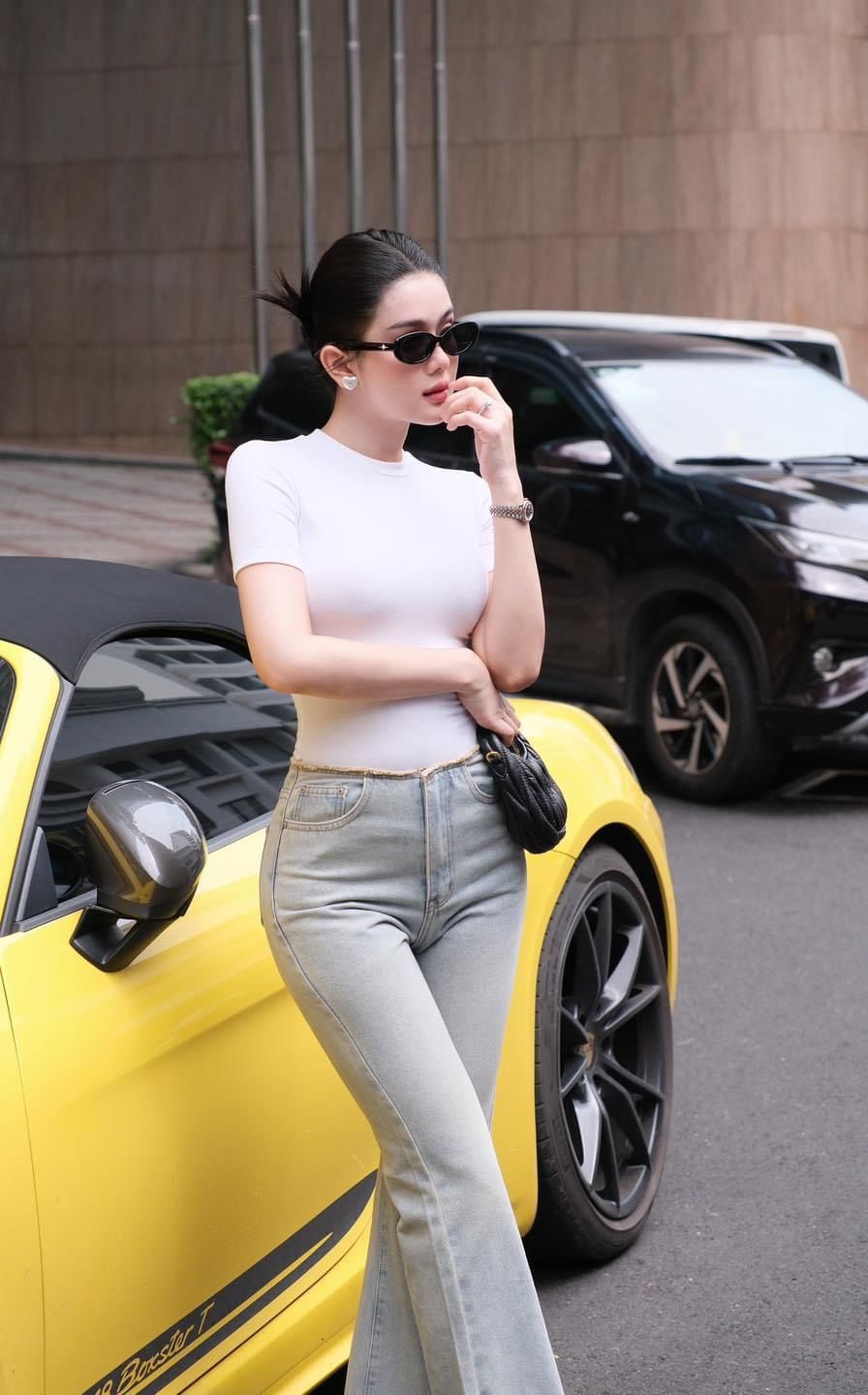 Áo Cổ Tròn Thun Trơn