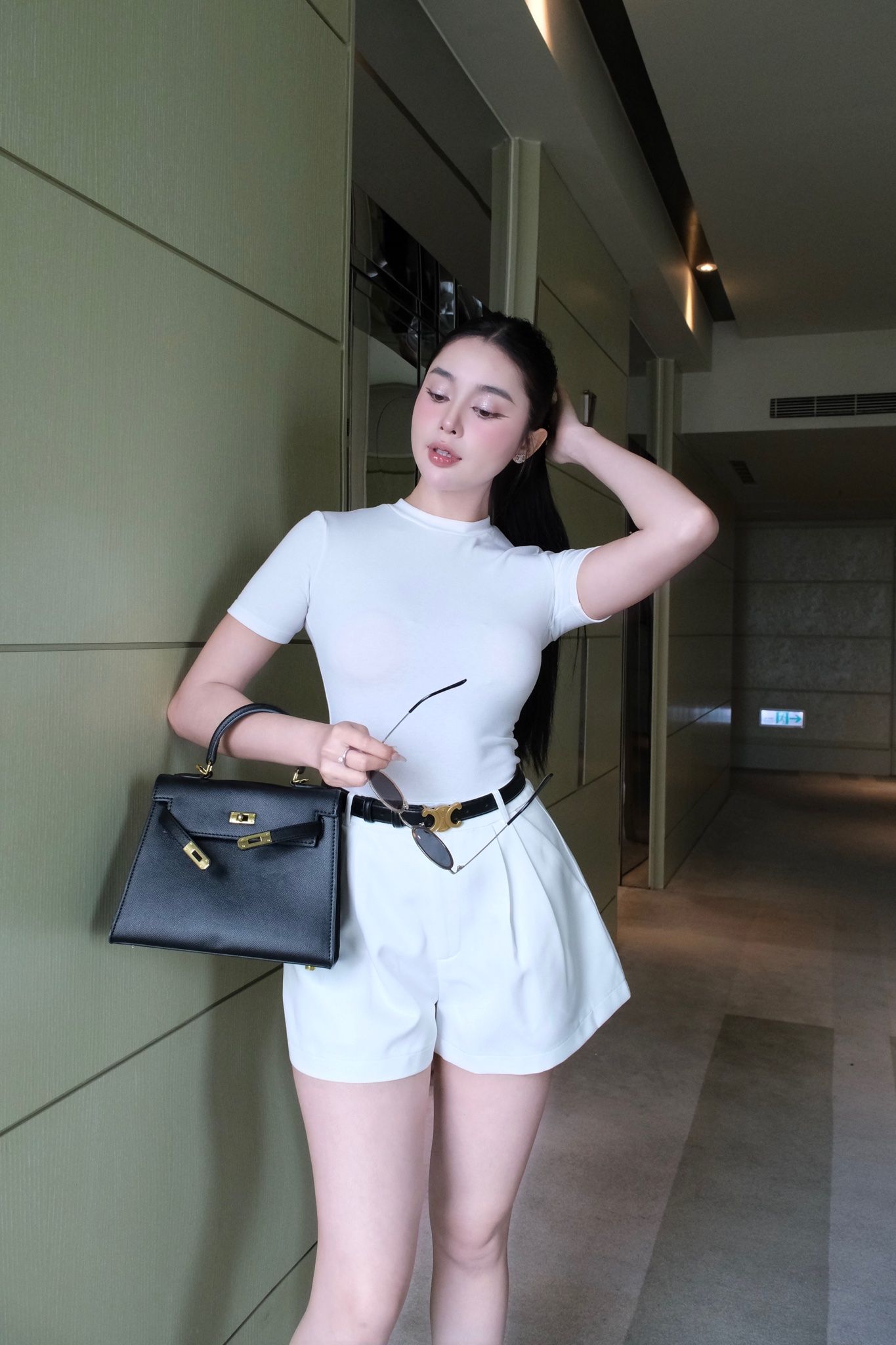 Áo Cổ Tròn Thun Trơn