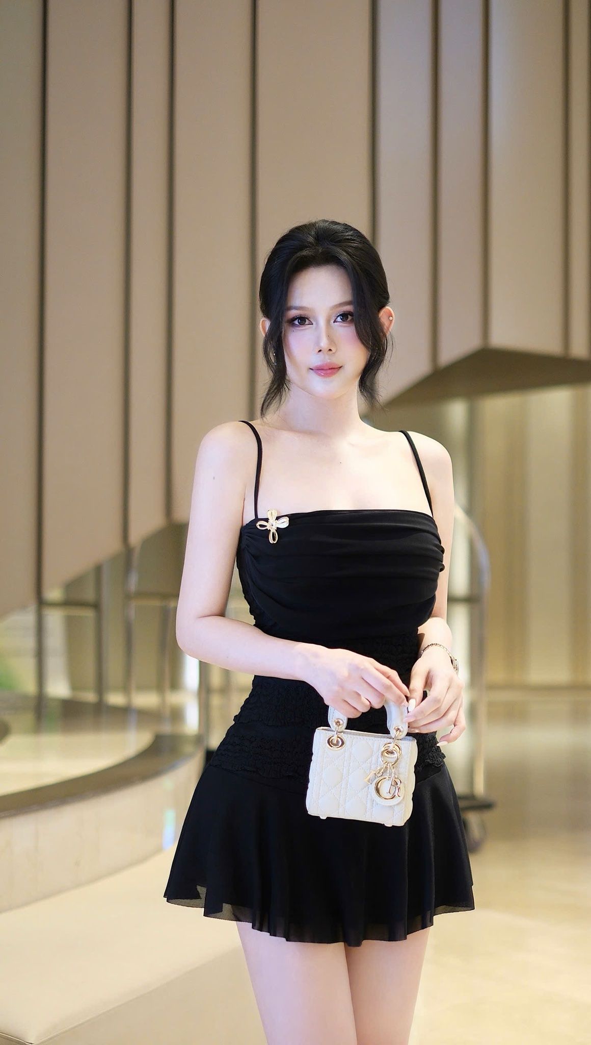 Đầm Lưới 2S Kèm Charm