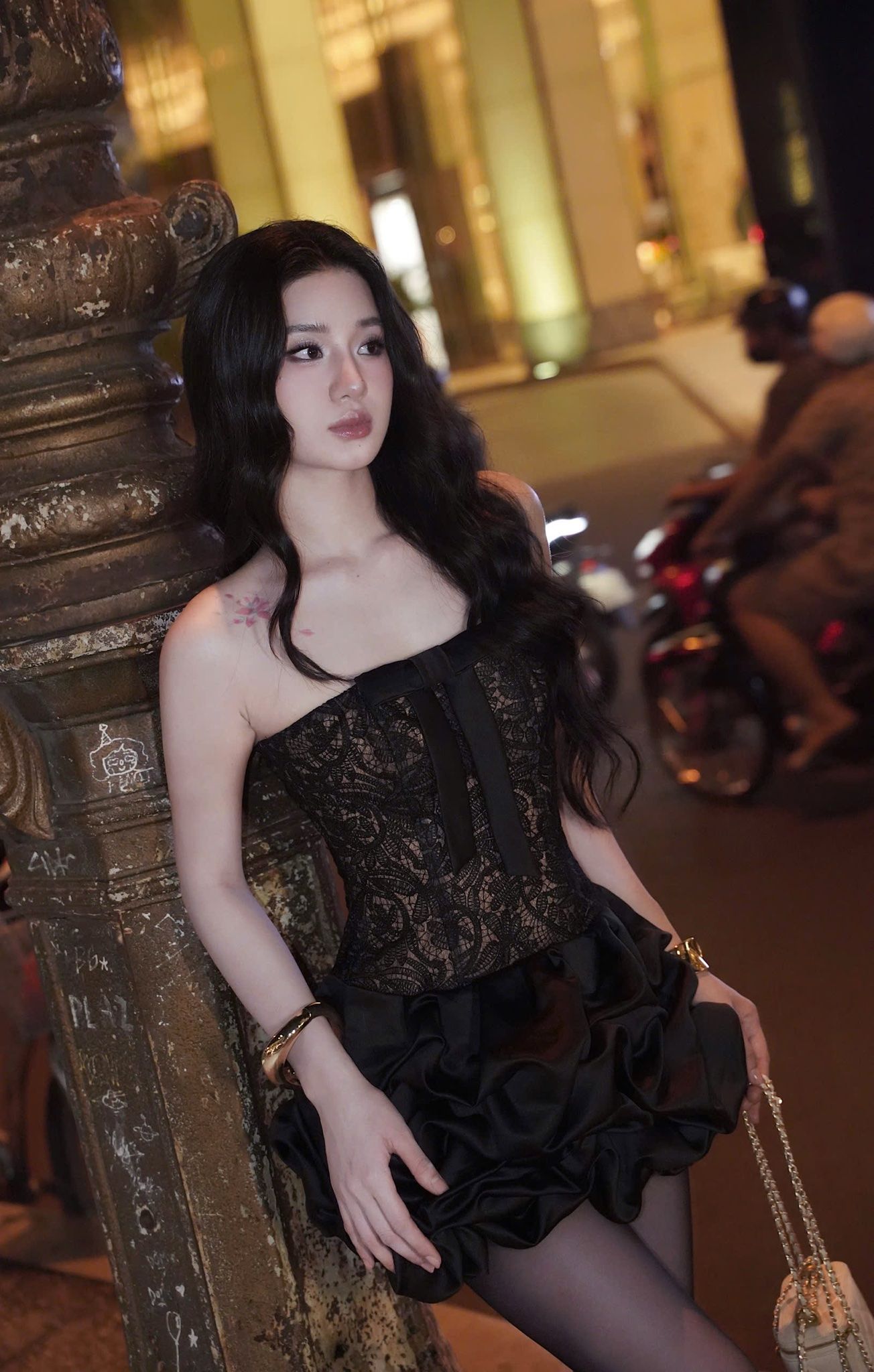 Đầm Cup Tùng Bí Đính Nơ