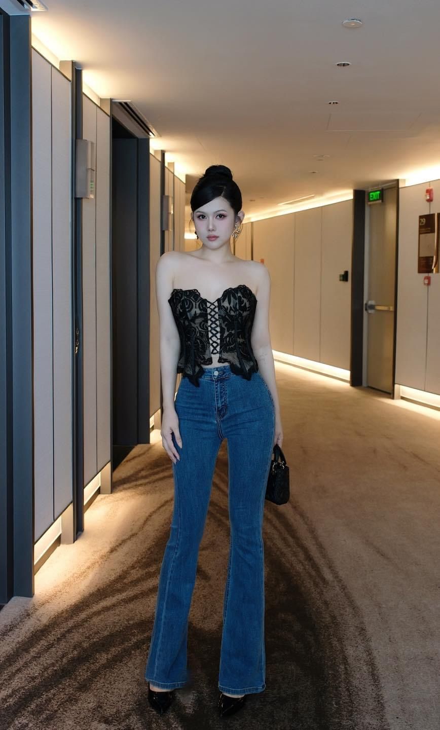Quần jean Ống Bass Túi Sau