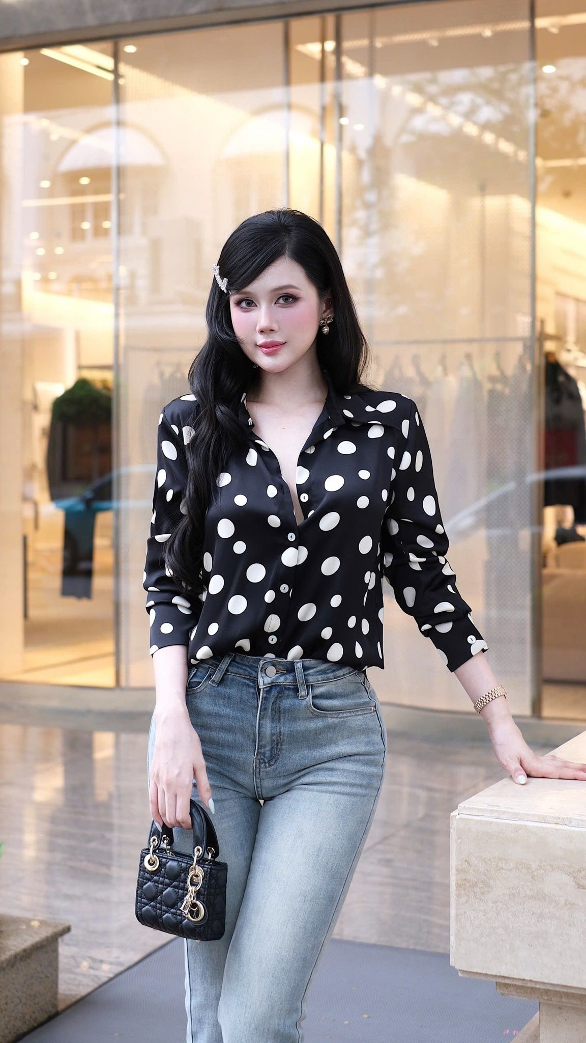 Áo SM Chấm Bi To