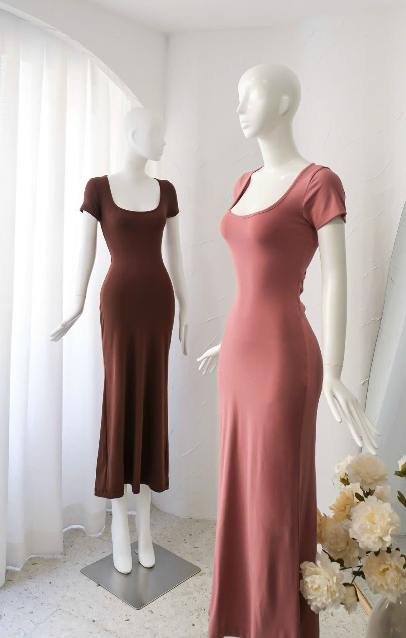 Đầm Thun Cổ U Khoét Lưng