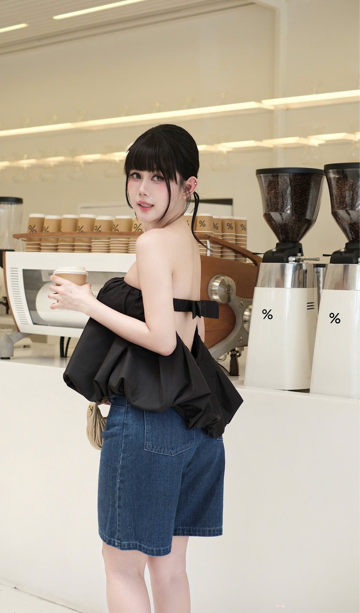 Áo Ống Hở Lưng Đính Nơ Sau