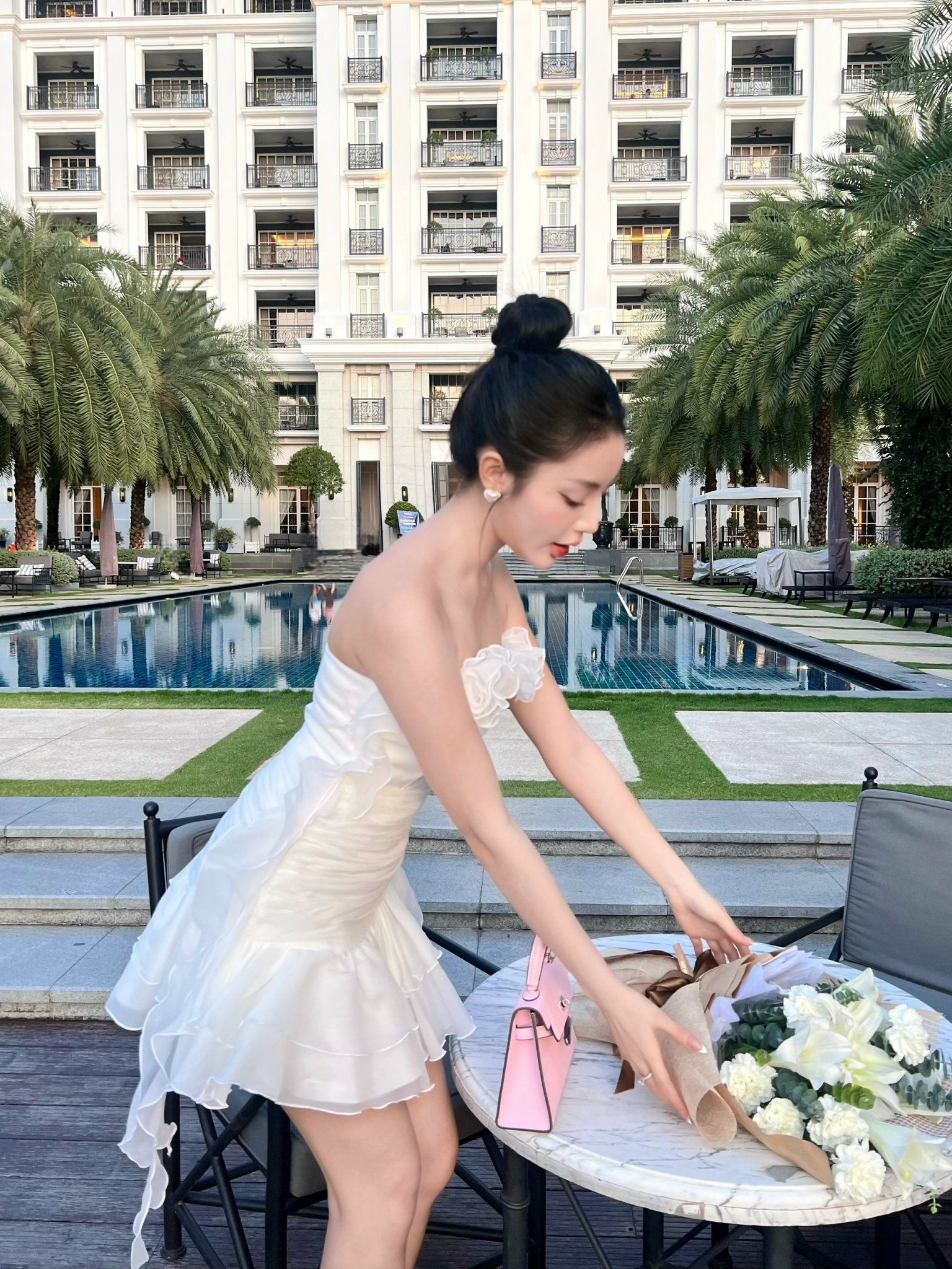 Đầm Ống Voan Bèo Đính Bông