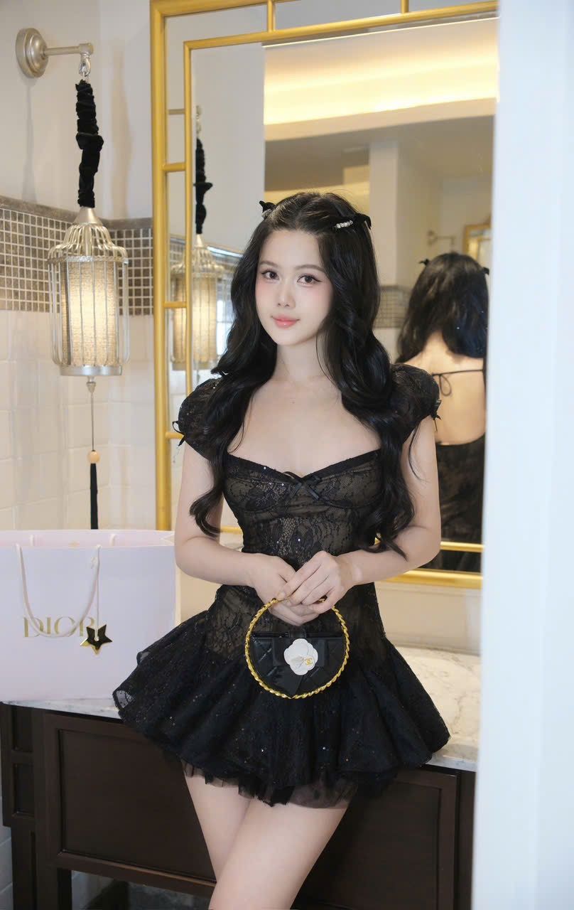 Đầm Lưới Ren Bèo Đính Nơ