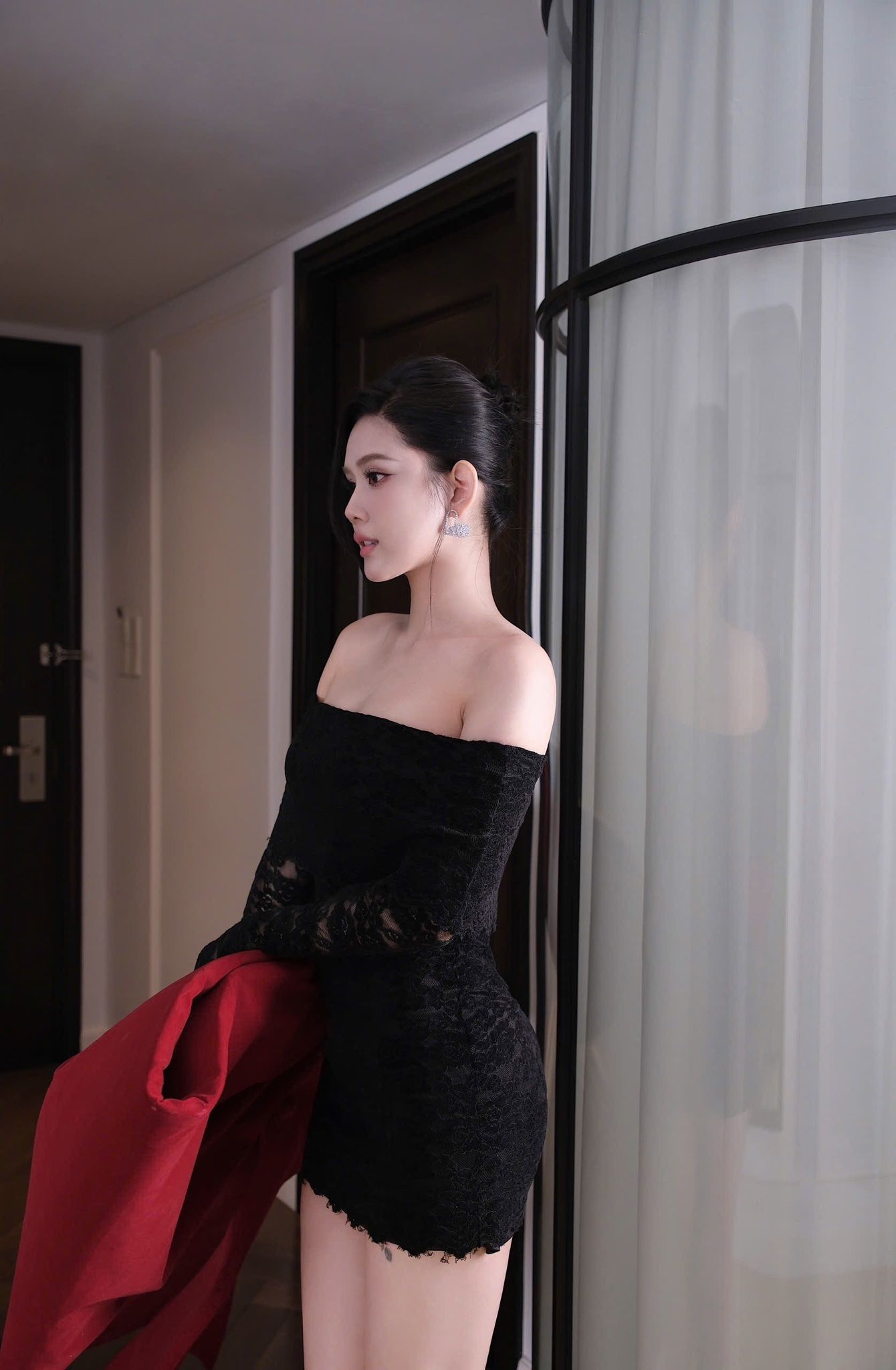 Đầm Ren Bẹt Vai TD