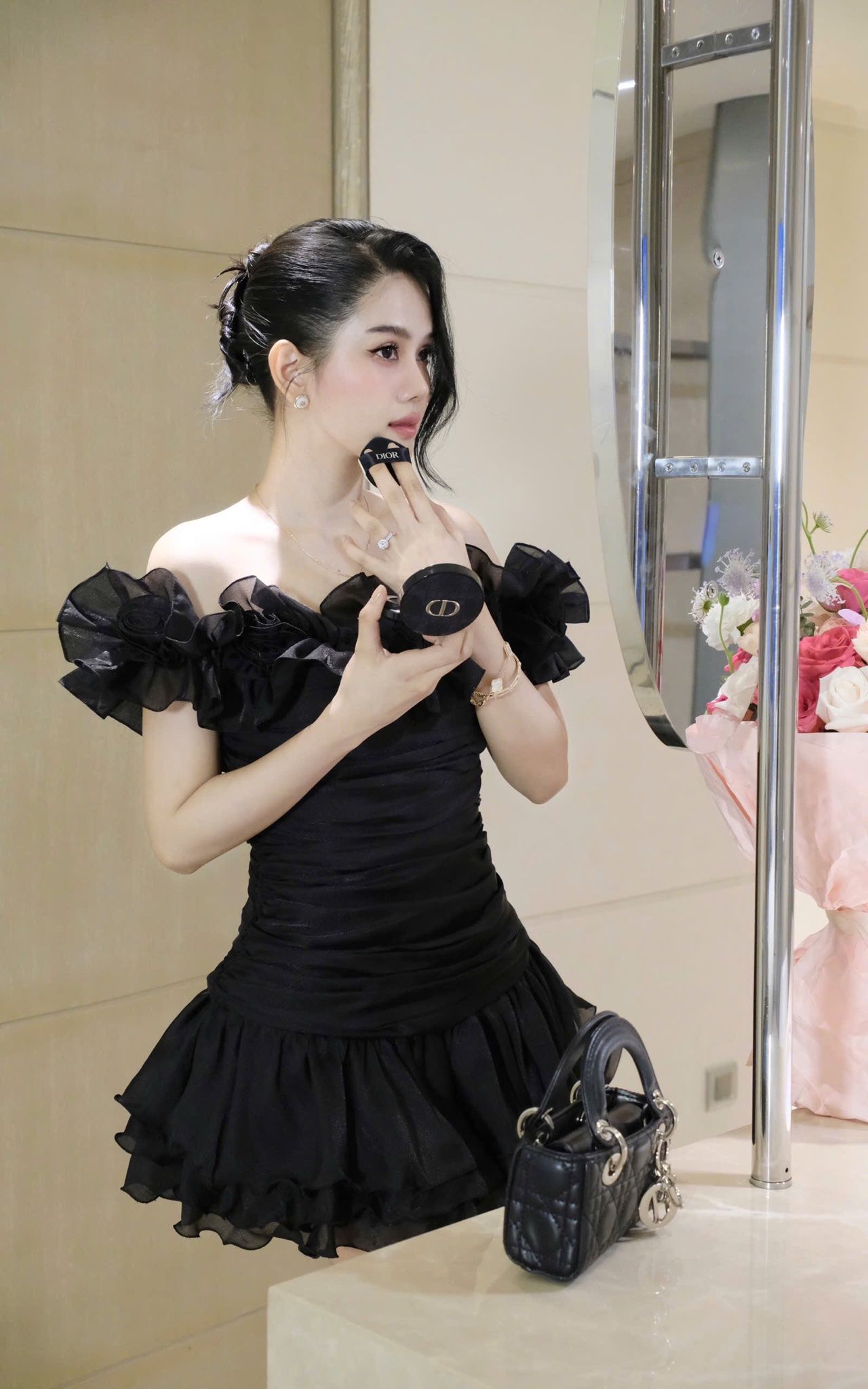 Đầm Voan Bẹt Vai Đính Bông